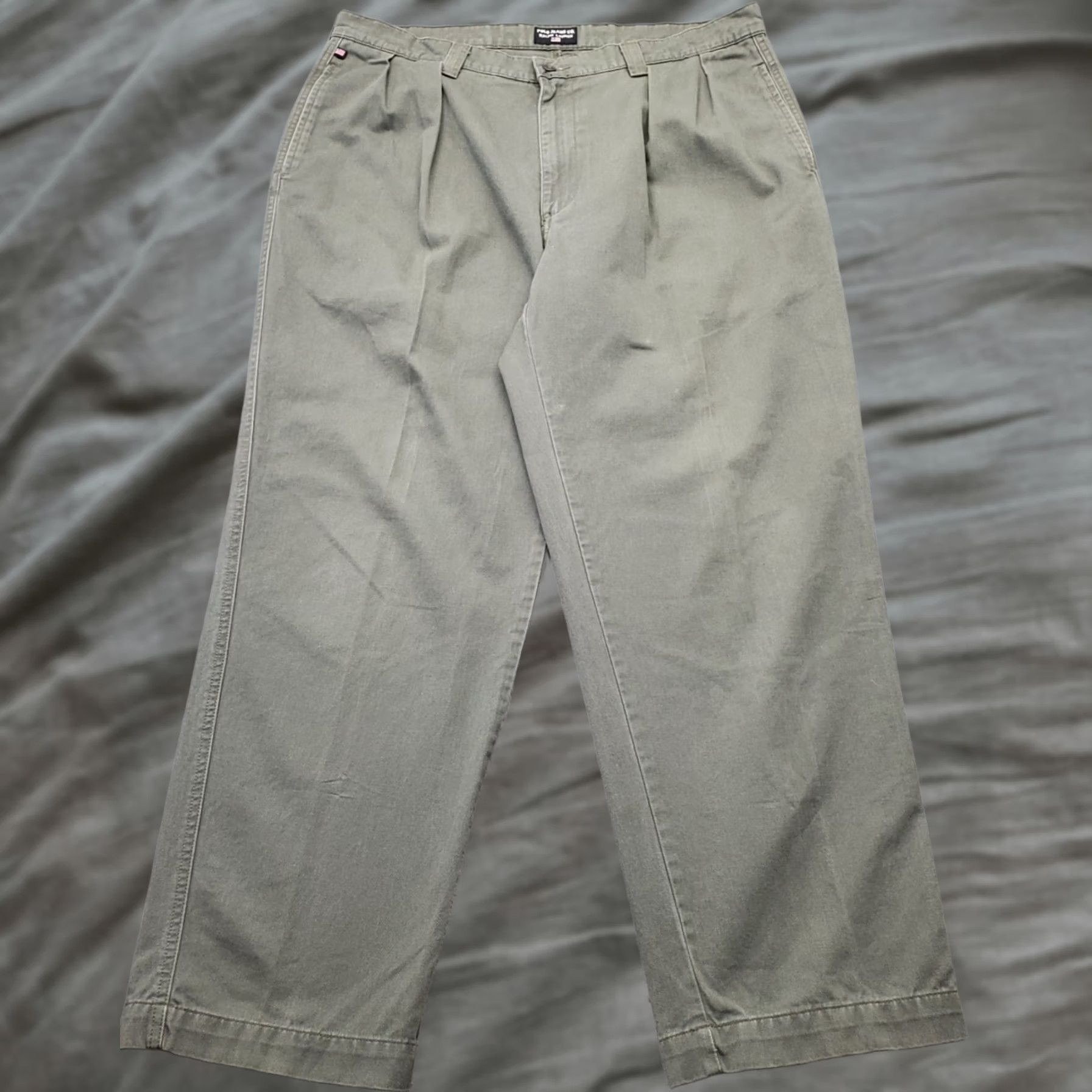 Ralph Lauren Ralph Lauren Polo Jeans Chino Pants Mens 36x30 Gray Pleated Relaxed Fit Size US M / EU 48-50 / 2 - 1 Thumbnail