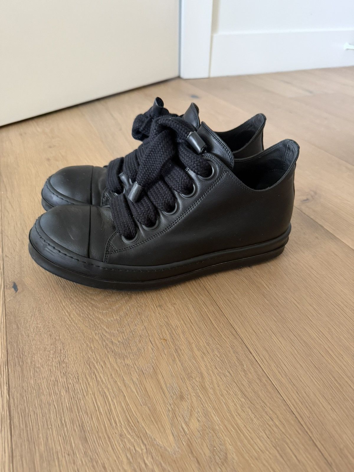 Rick Owens Rick Owens Jumbo Lace Low all black Size US 7.5 / EU 40-41 - 1 Thumbnail