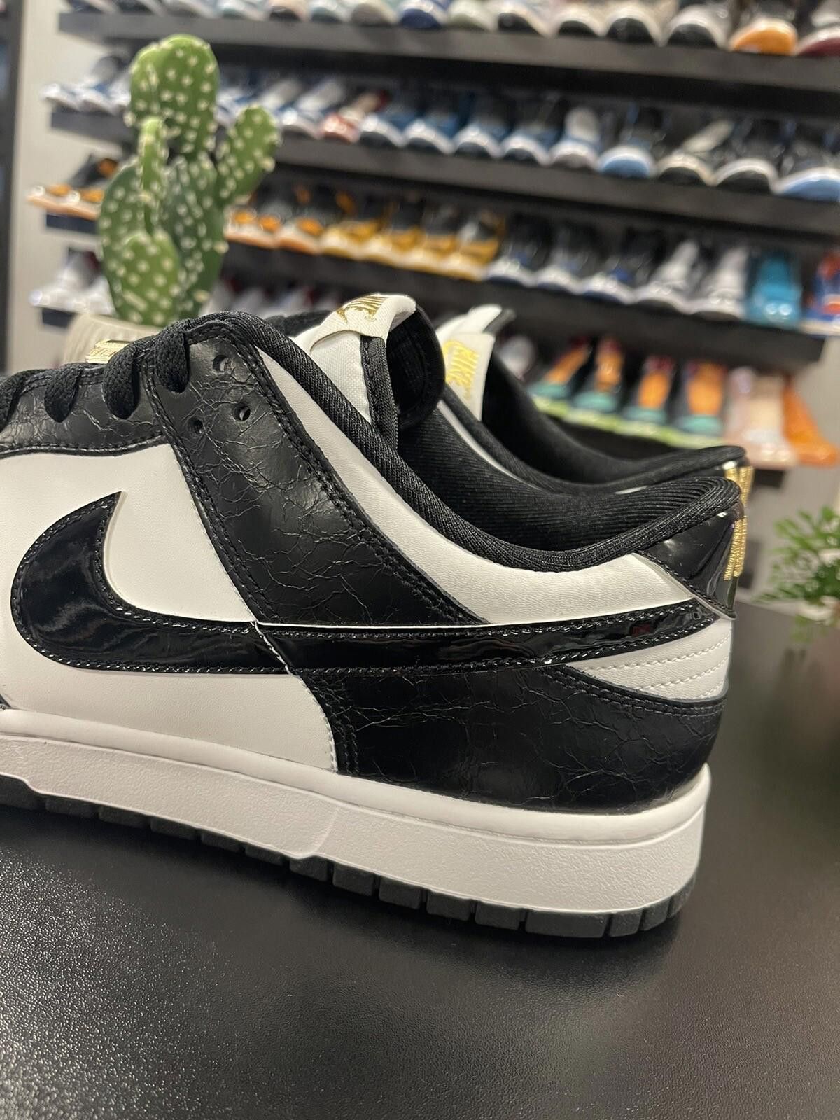 Nike Size 14 - Nike Dunk Low SE World Champs Men’s Sneakers Size US 14 / EU 47 - 5 Thumbnail