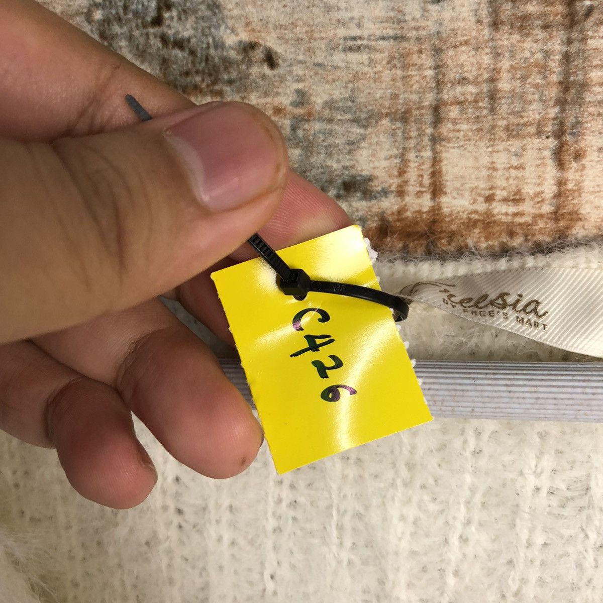 Japanese Brand DL Freesia White Mohair Knitwear #C426 Size M / US 6-8 / IT 42-44 - 10 Thumbnail