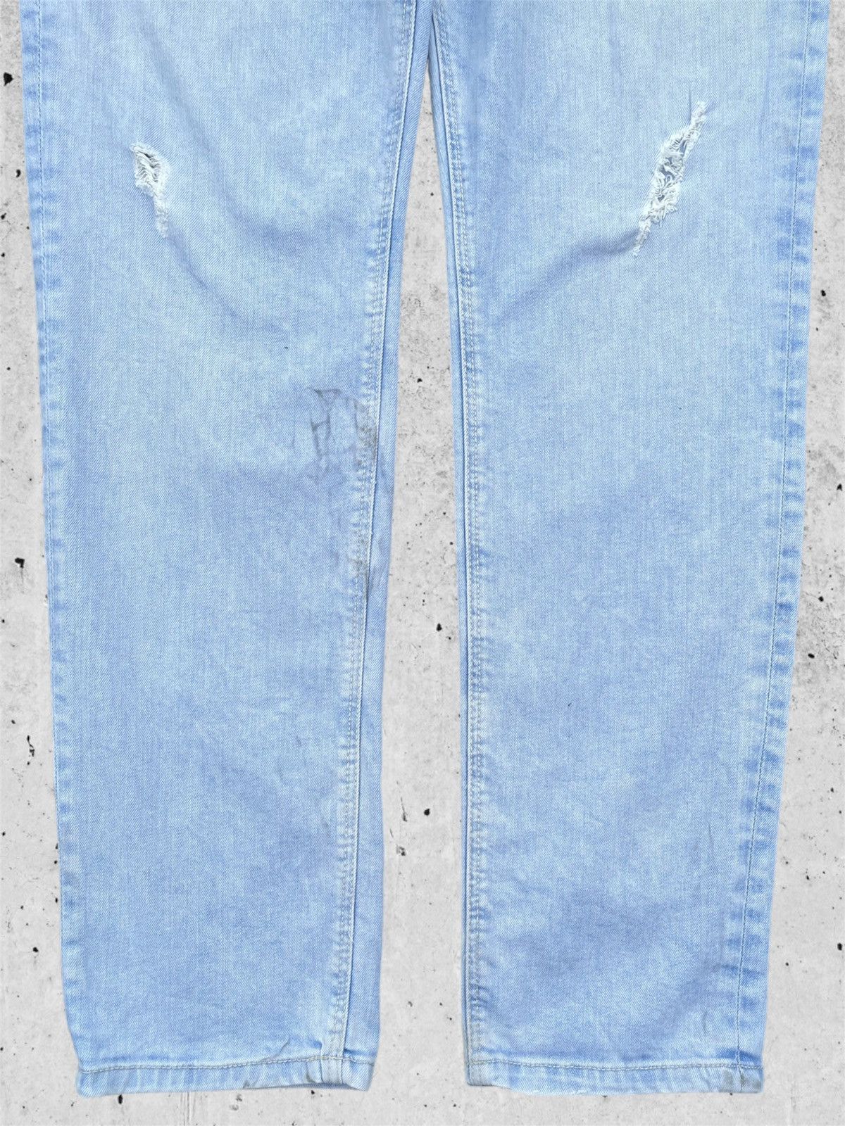 Bershka × Jean 🔥 Bershka Light Blue Distressed Denim W36 🔥 Size US 36 / EU 52 - 4 Thumbnail