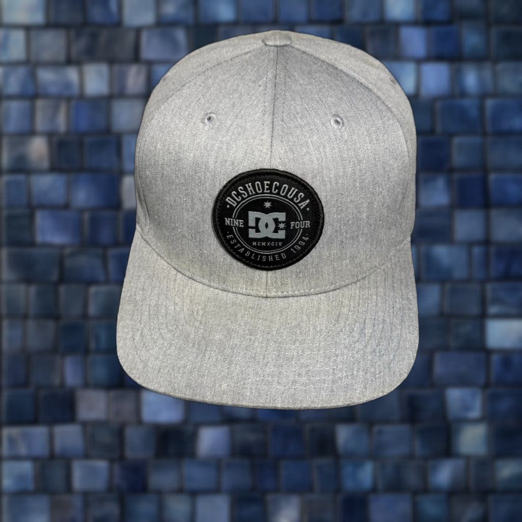 Vintage VINTAGE DC Shoes SnapBack Hat Gray Black Trucker Surf Skate Y2K Yupoong Trucker Cap Men One Size Adjustable Lightweight Baseball Cap Size ONE SIZE - 1 Thumbnail