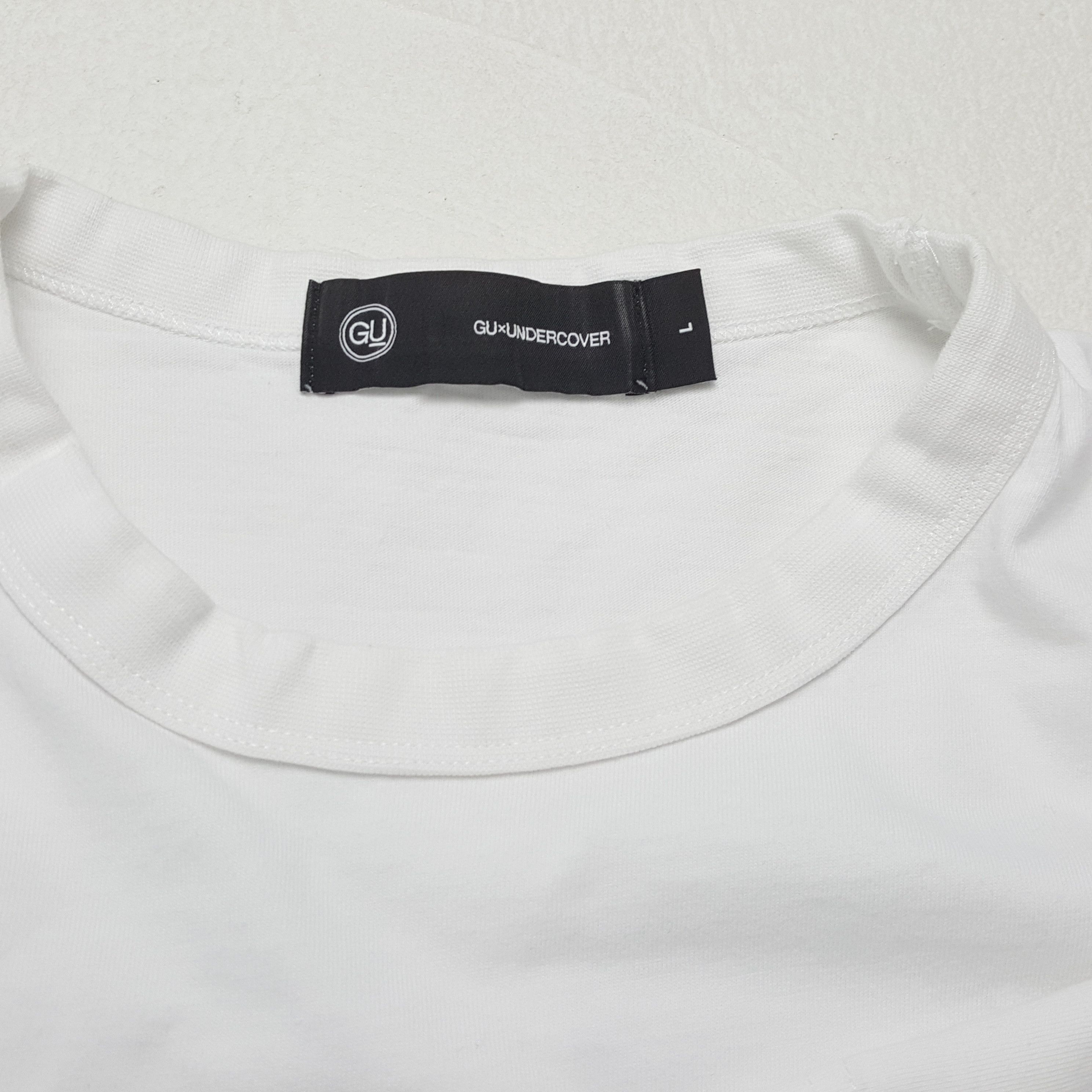 GU × Japanese Brand × Undercover GU X UNDERCOVER Japanese Brand Custom Logo Style Tshirt Size US XL / EU 56 / 4 - 9 Thumbnail