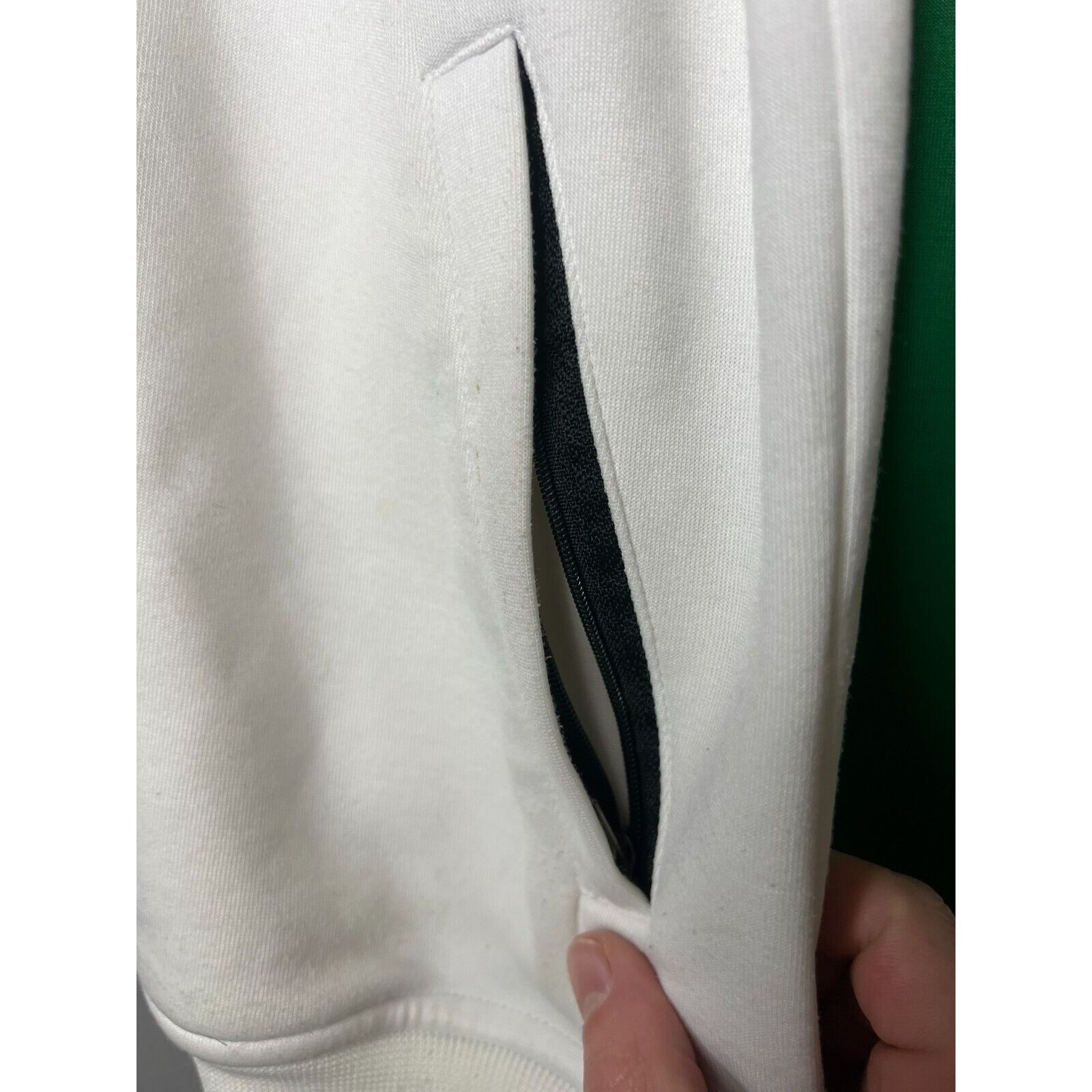 Empyre Vintage Empyre Cheap Trick white Zip Up sweater Mens Size La Size US L / EU 52-54 / 3 - 4 Thumbnail