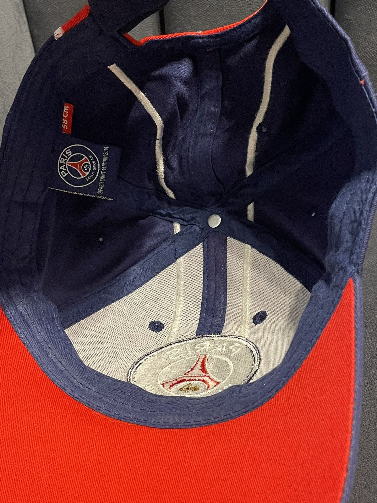 Vintage Paris Saint-Germain Blue Red Adjustable Hook Loop Size ONE SIZE - 5 Thumbnail