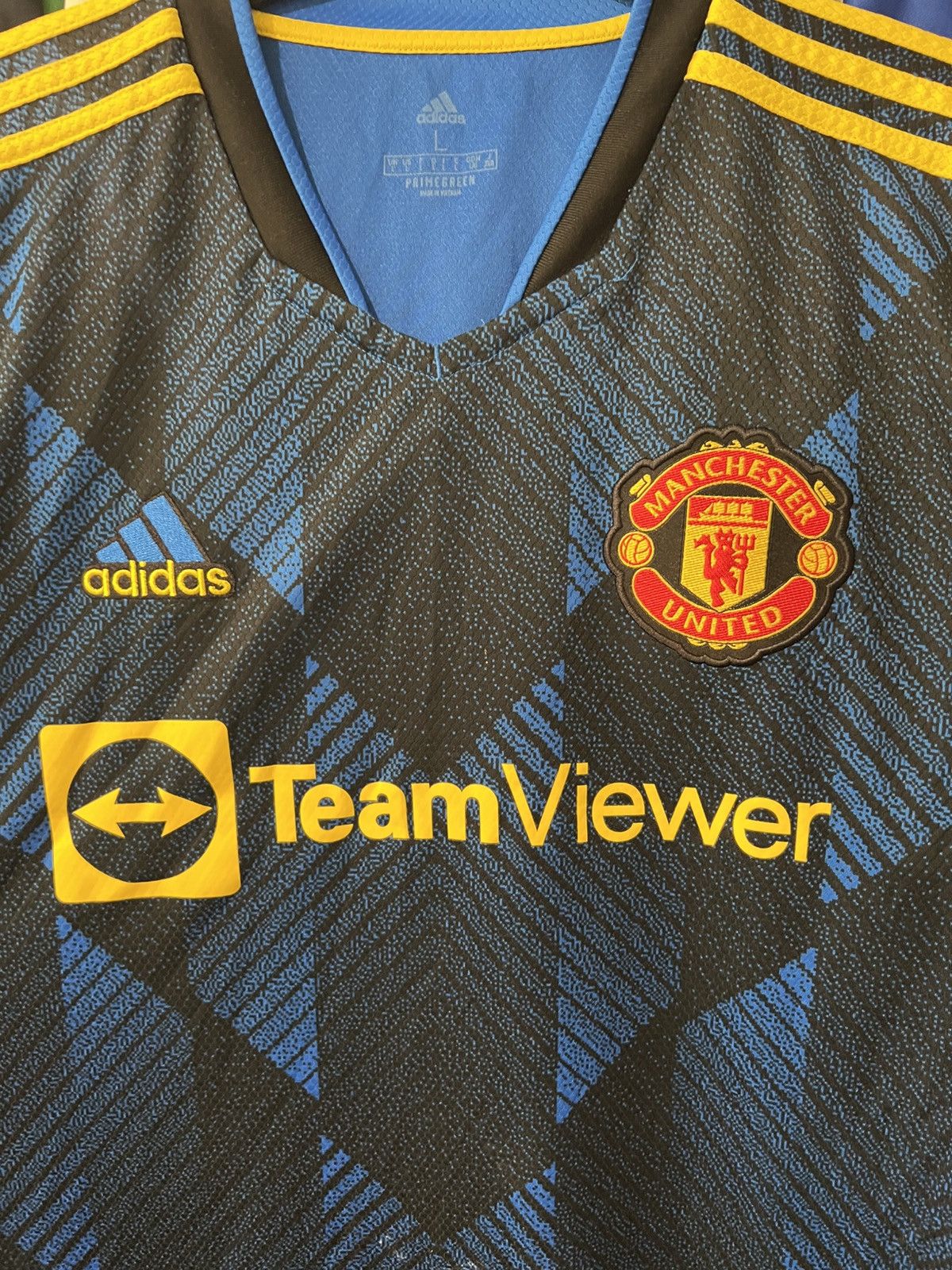 Adidas 2021/2022 ADIDAS MANCHESTER UNITED THIRD FOOTBALL SHIRT SZ L Size US L / EU 52-54 / 3 - 2 Thumbnail