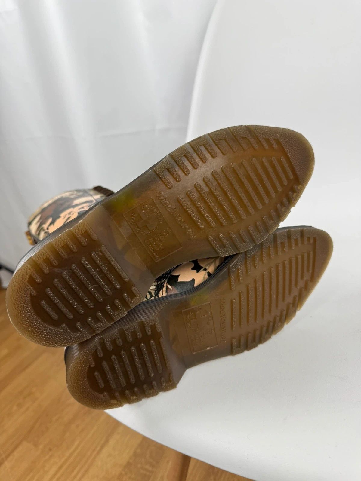 Dr. Martens Dr. Martens Cerys Boots Printed Genuine Leather size 37 Size US 8 / IT 38 - 7 Thumbnail
