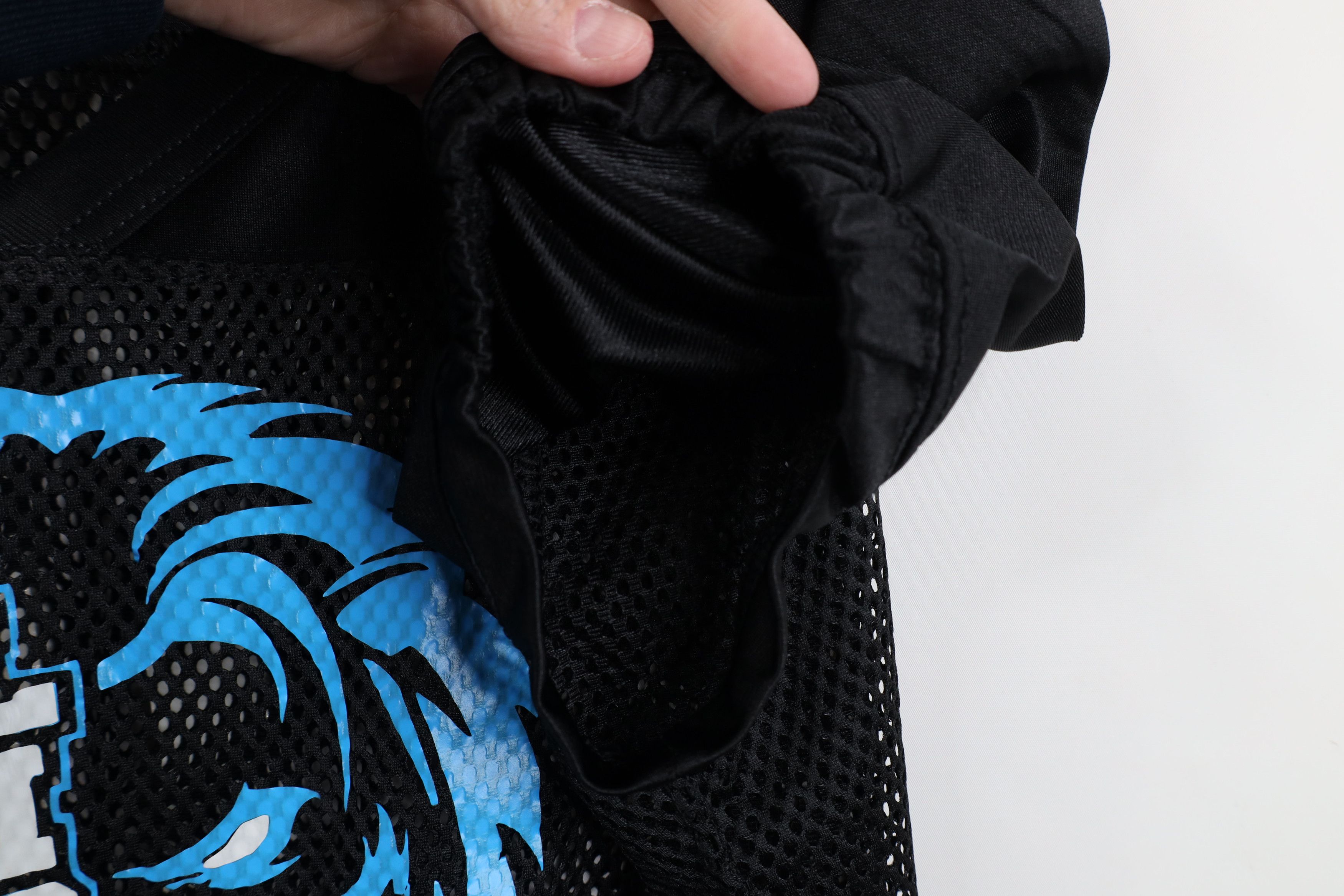 Vintage Vintage Y2K Mesh Detroit Lions Football Jersey Black #70 Size US M / EU 48-50 / 2 - 9 Thumbnail