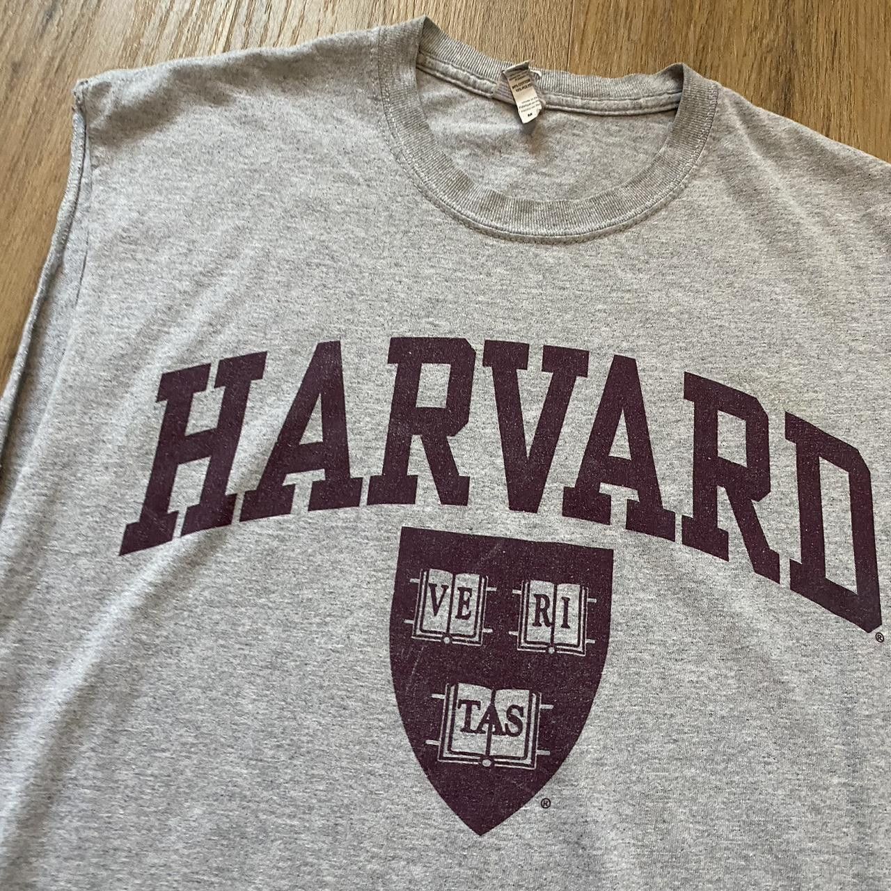 Gildan Harvard University grey and burgundy sleeveless tee Size US M / EU 48-50 / 2 - 3 Thumbnail