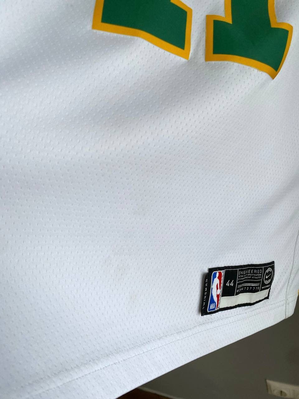 NBA × Nike NBA Basketball Jersey Boston Celtics #11 Irving M AJ4596-101 Size US M / EU 48-50 / 2 - 9 Thumbnail