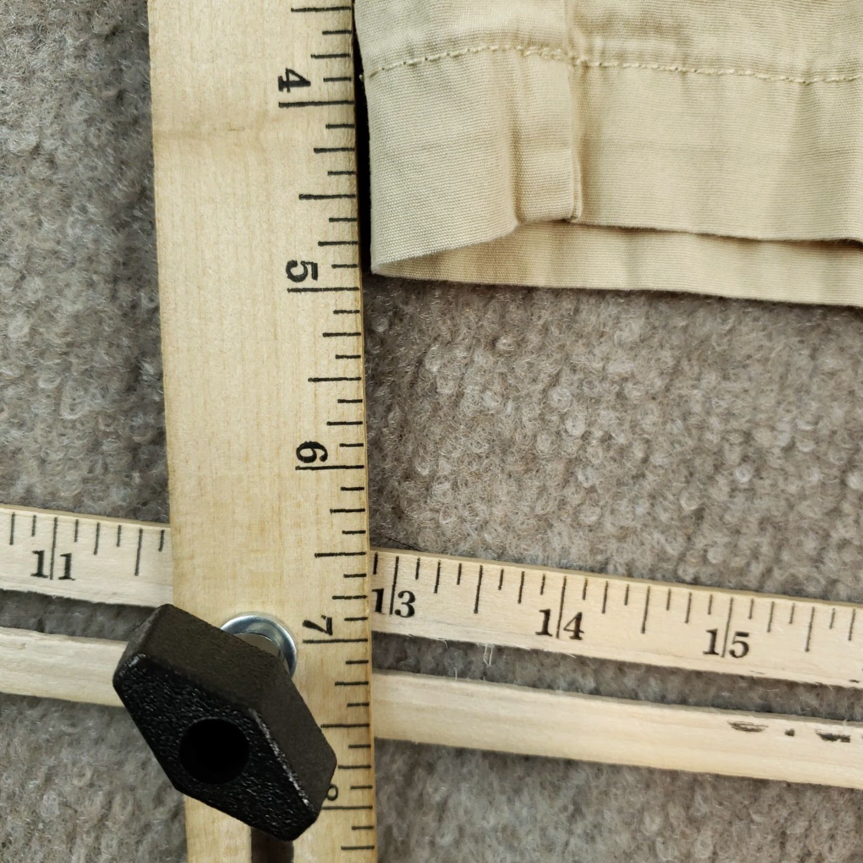 Banana Republic Banana Republic Women's Beige Chino Shorts, Size 8, Mid Rise, Stretch Size 30" / US 8 / IT 44 - 3 Thumbnail
