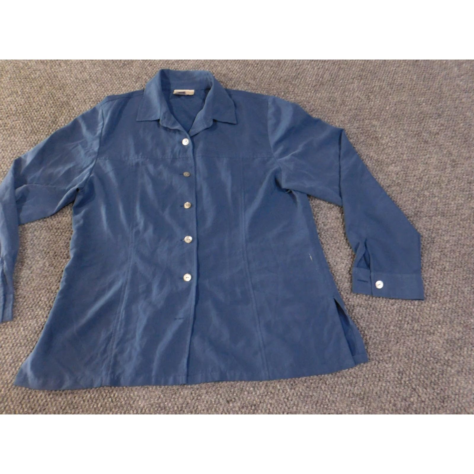 Coldwater Creek VINTAGE? No, item not vintage. Title should be: Coldwater Creek Shirt Womens Large Blue Collared Button Front Long Sleeve Tunic Size XL / US 12-14 / IT 48-50 - 3 Thumbnail