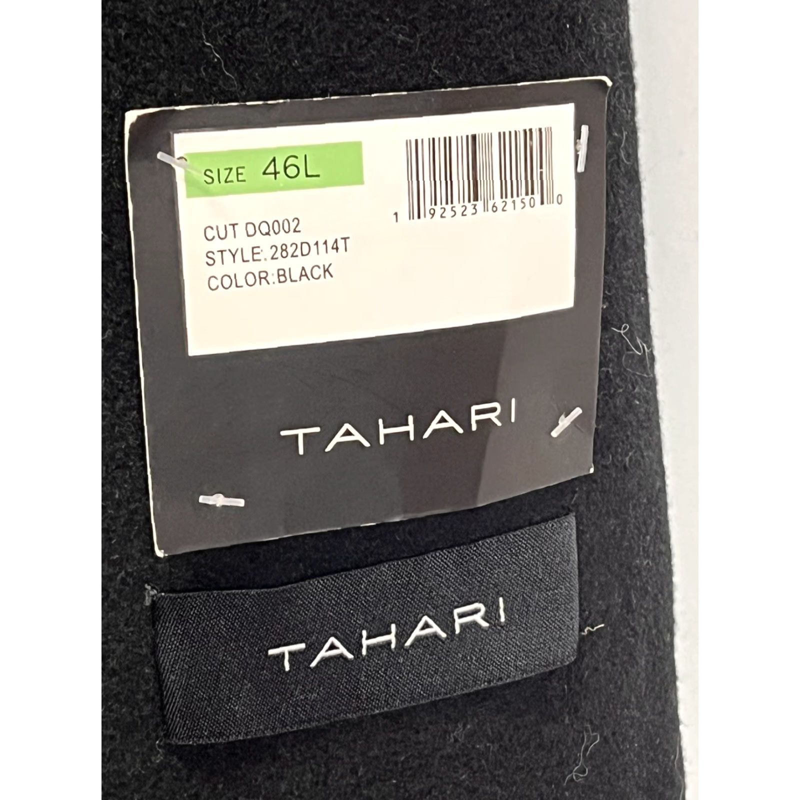Vintage Tahari Coat Wool Blend Long Overcoat 46L Black 3 Button Men Regular Size 46L Wool Blend Black 3 Button Coat Mens Size US S / EU 44-46 / 1 - 6 Thumbnail
