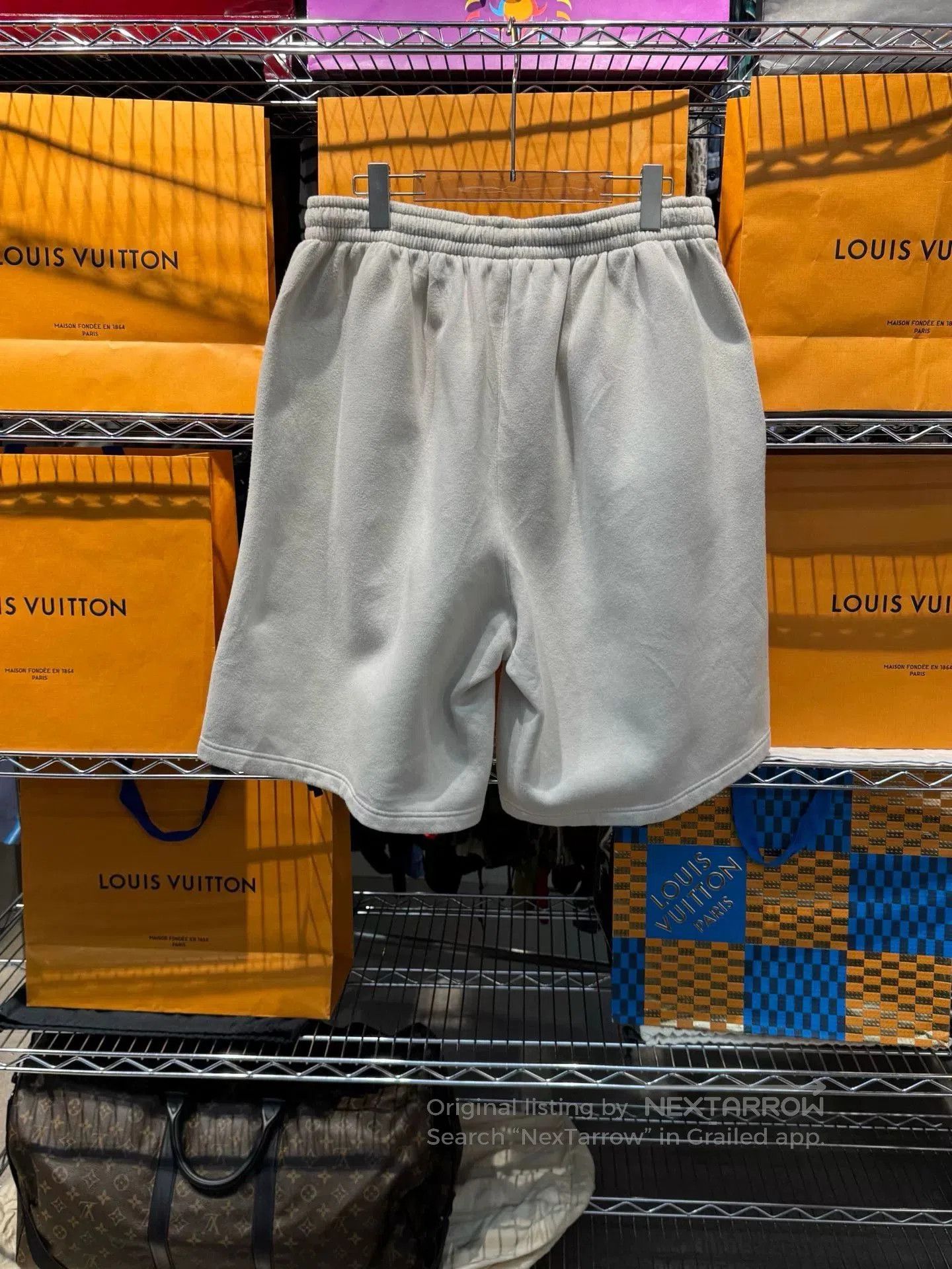 Balenciaga Balenciaga Double Hook Gray Shorts. Size US 32 / EU 48 - 2 Thumbnail