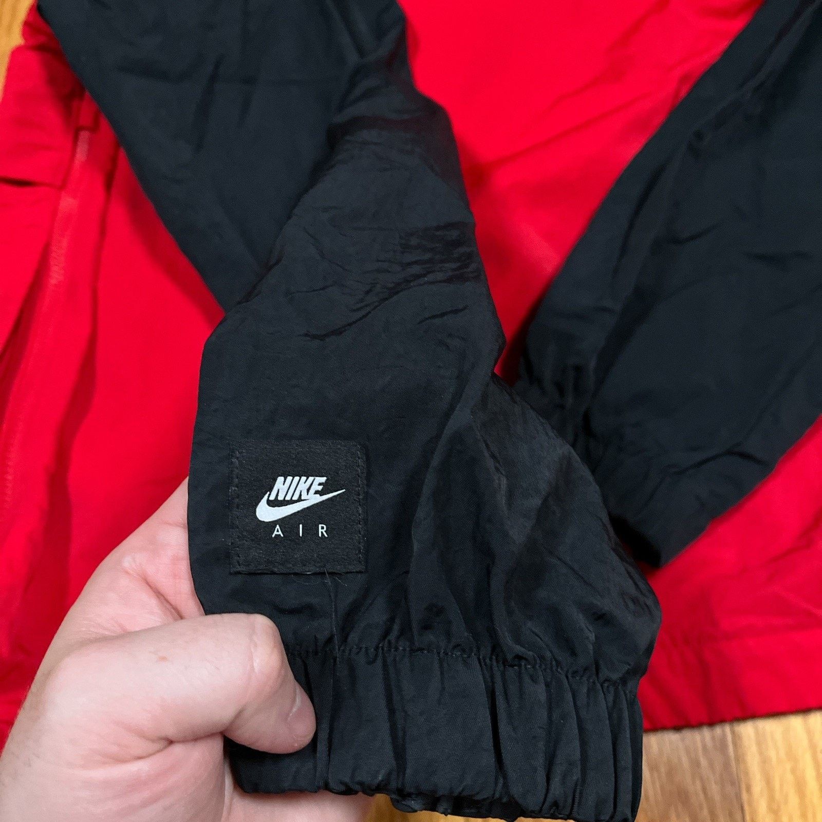 Nike Nike Air Anorak 1/4 Zip Hooded Red Black Small Nylon Jacket Size US S / EU 44-46 / 1 - 11 Thumbnail