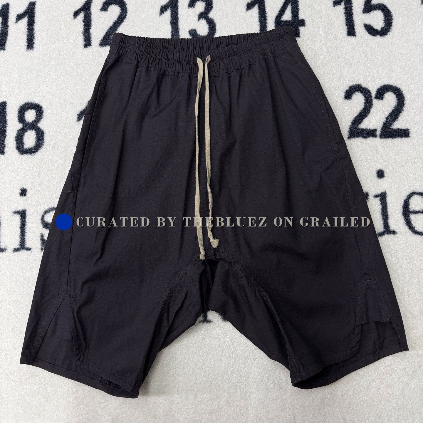 Rick Owens RICK OWENS RO Black Drawstring Shorts Size US 32 / EU 48 - 1 Thumbnail