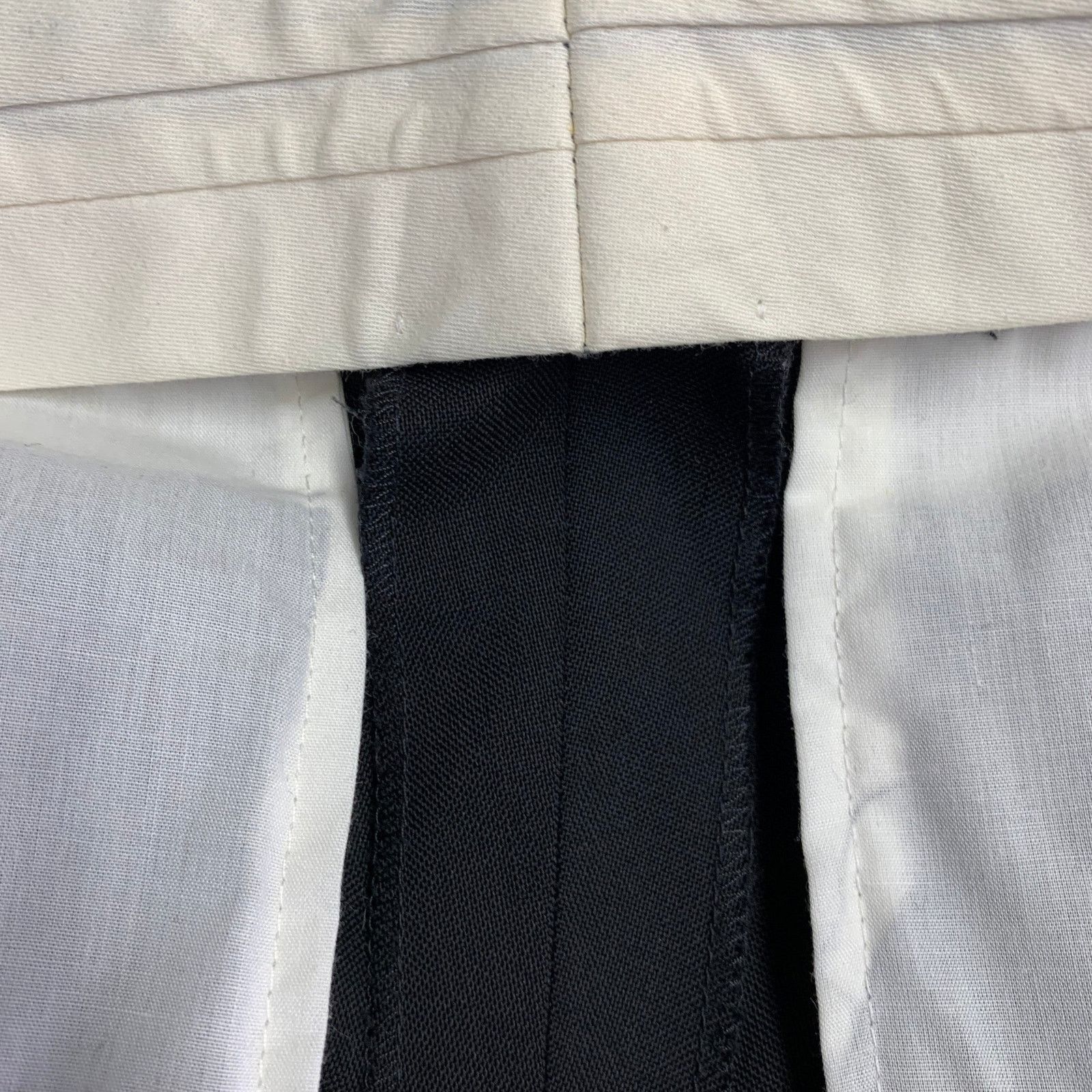 AMI Size 35 Black Wool Tapered Button Fly Dress Pants Size US 35 - 7 Thumbnail