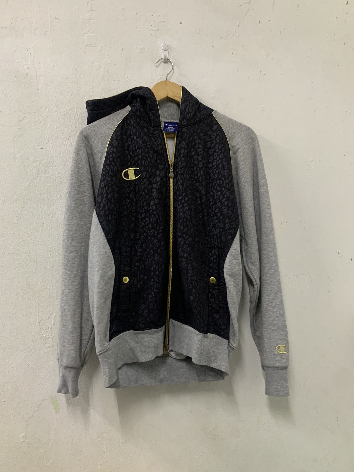 Champion Champion Leopard Print Zipper Hoodie Big Logo Embroidery Size S / US 4 / IT 40 - 1 Thumbnail