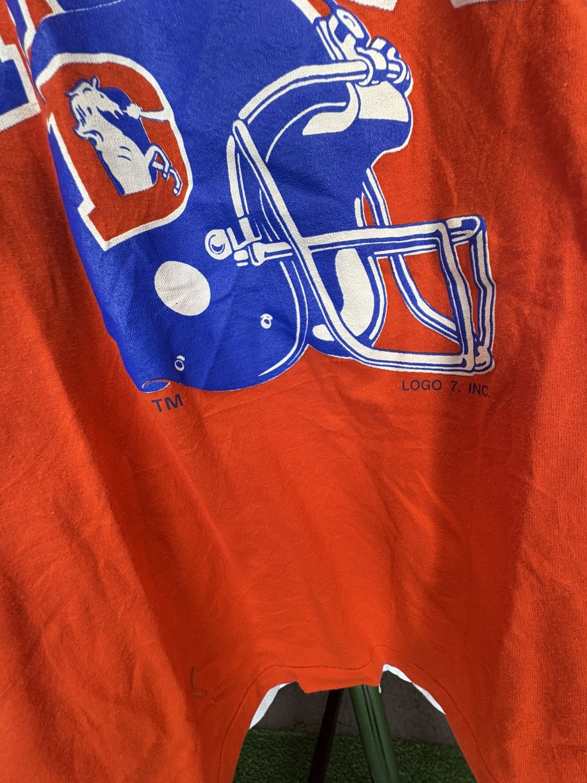 NFL Vintage 1990’s Denver Broncos T-Shirt Size US M / EU 48-50 / 2 - 4 Thumbnail