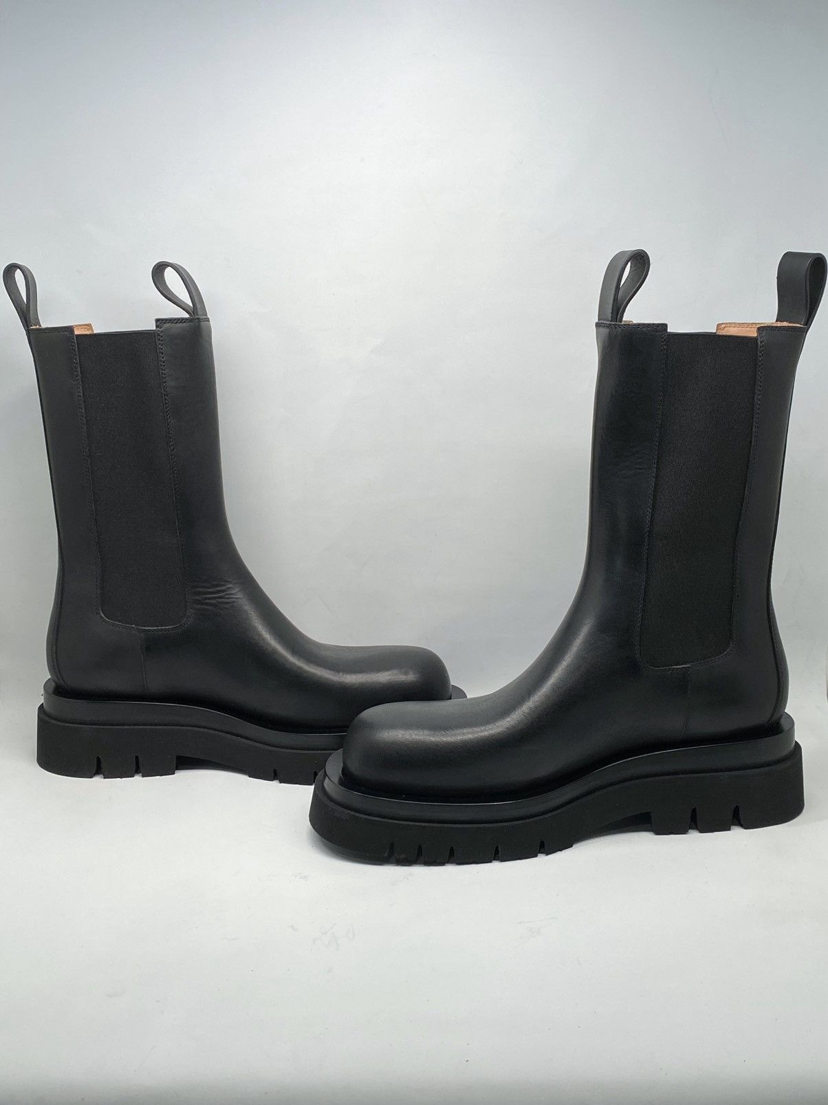 Bottega Veneta Bottega Veneta Lug Sole Leather Boots size 39.5 Size US 9.5 / IT 39.5 - 1 Thumbnail