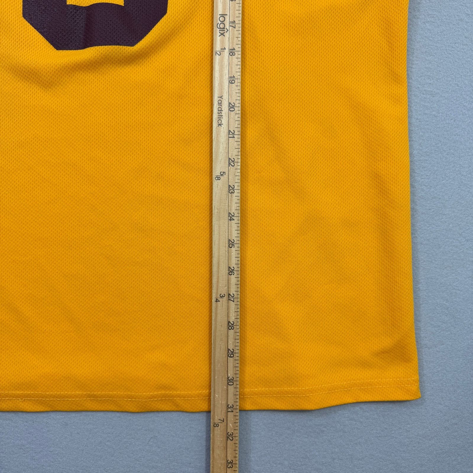Vintage Vintage Central Michigan University Chippewas Hockey Jersey Size US XL / EU 56 / 4 - 8 Thumbnail