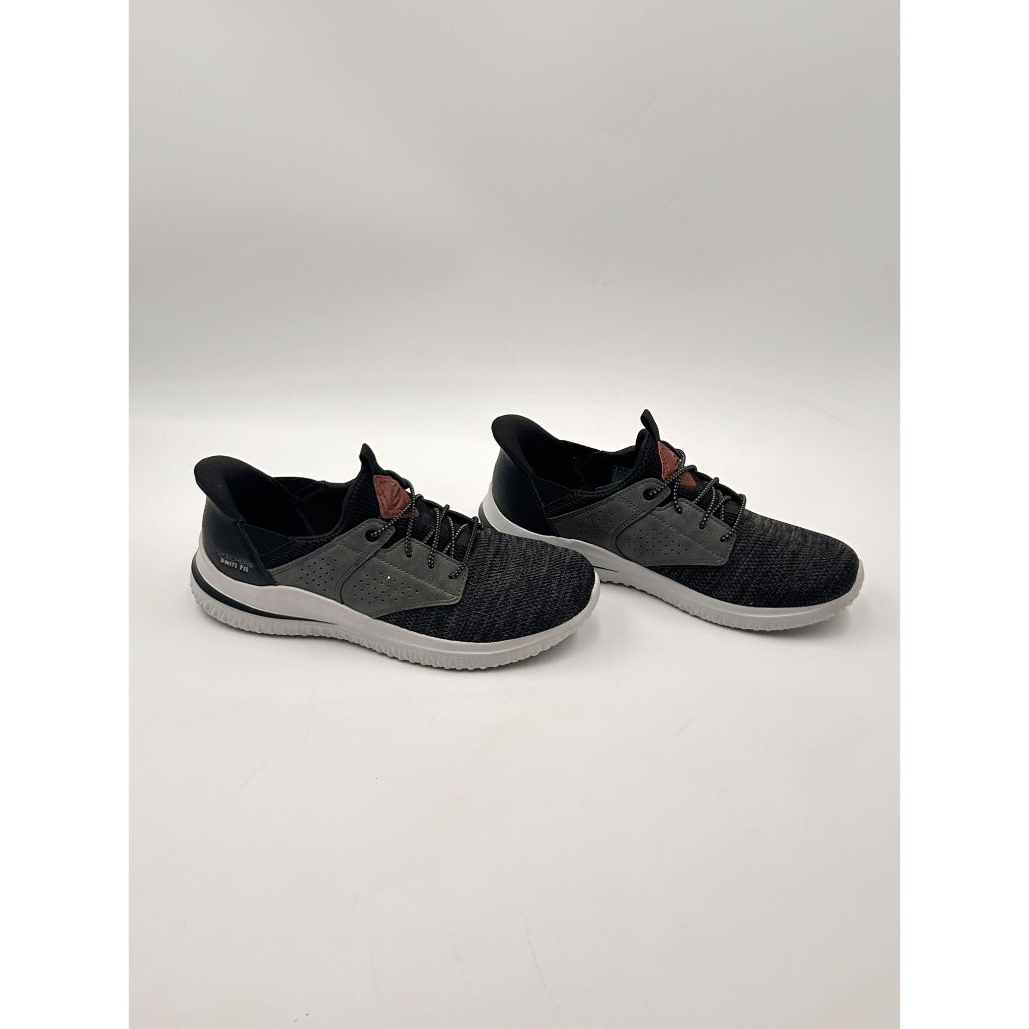 Other Skechers Hands Free Swift Fit Mens 8 Black Slip On Sneakers Size US 8 / EU 41 - 5 Thumbnail
