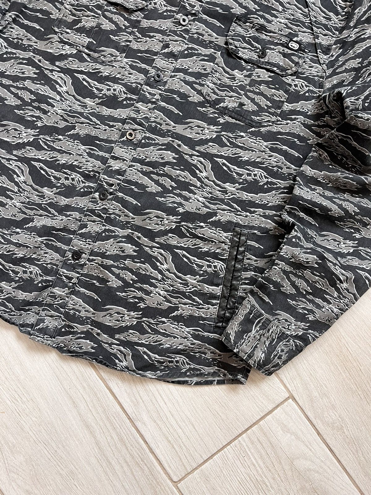 Ecko Unltd. × Vintage Ecko Unlimited shirt animal print sk8 streetwear overshirt Size US L / EU 52-54 / 3 - 8 Thumbnail