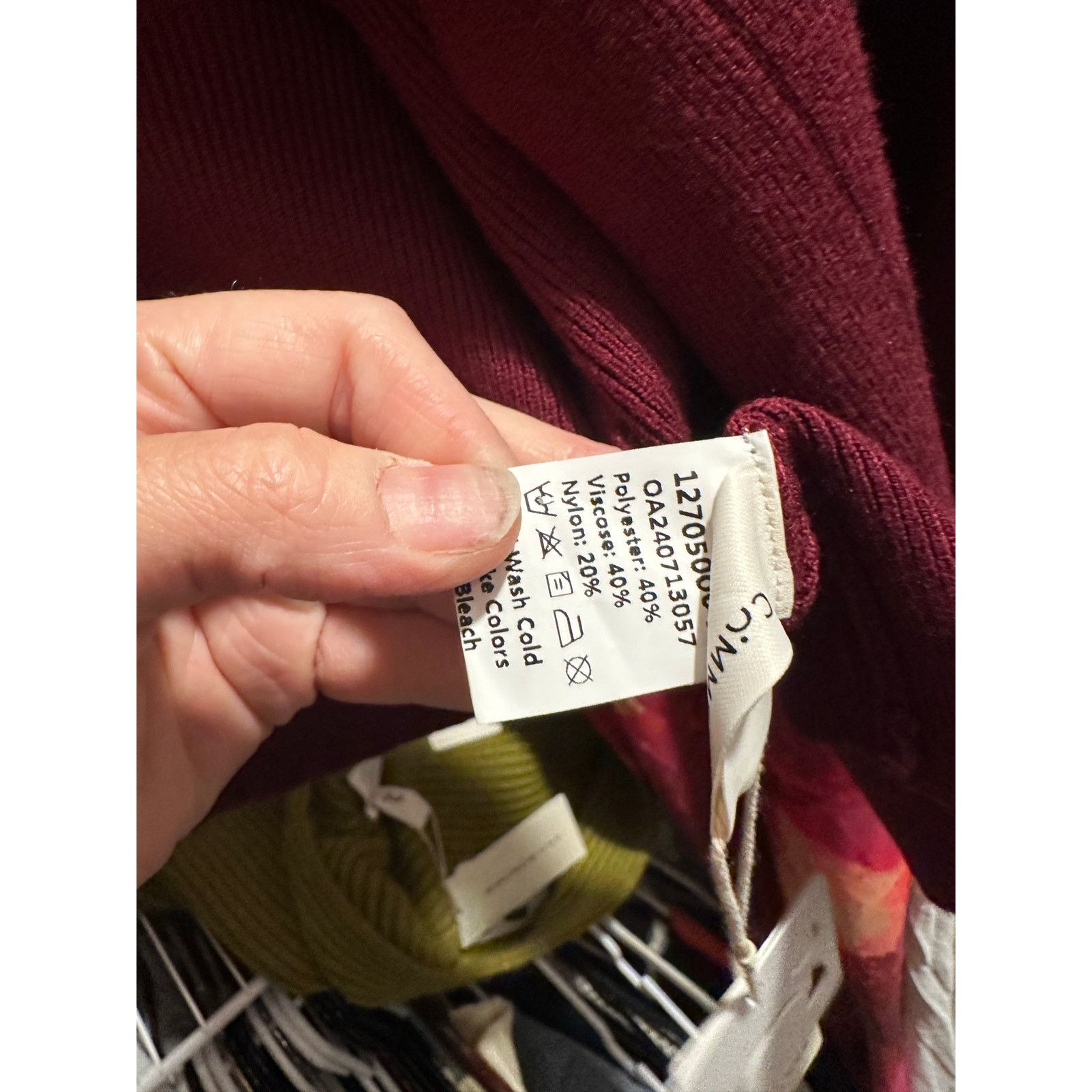 Other Commense Red Golden Button Plain Long Sleeve Knit Cardigan Size XS / US 0-2 / IT 36-38 - 9 Thumbnail