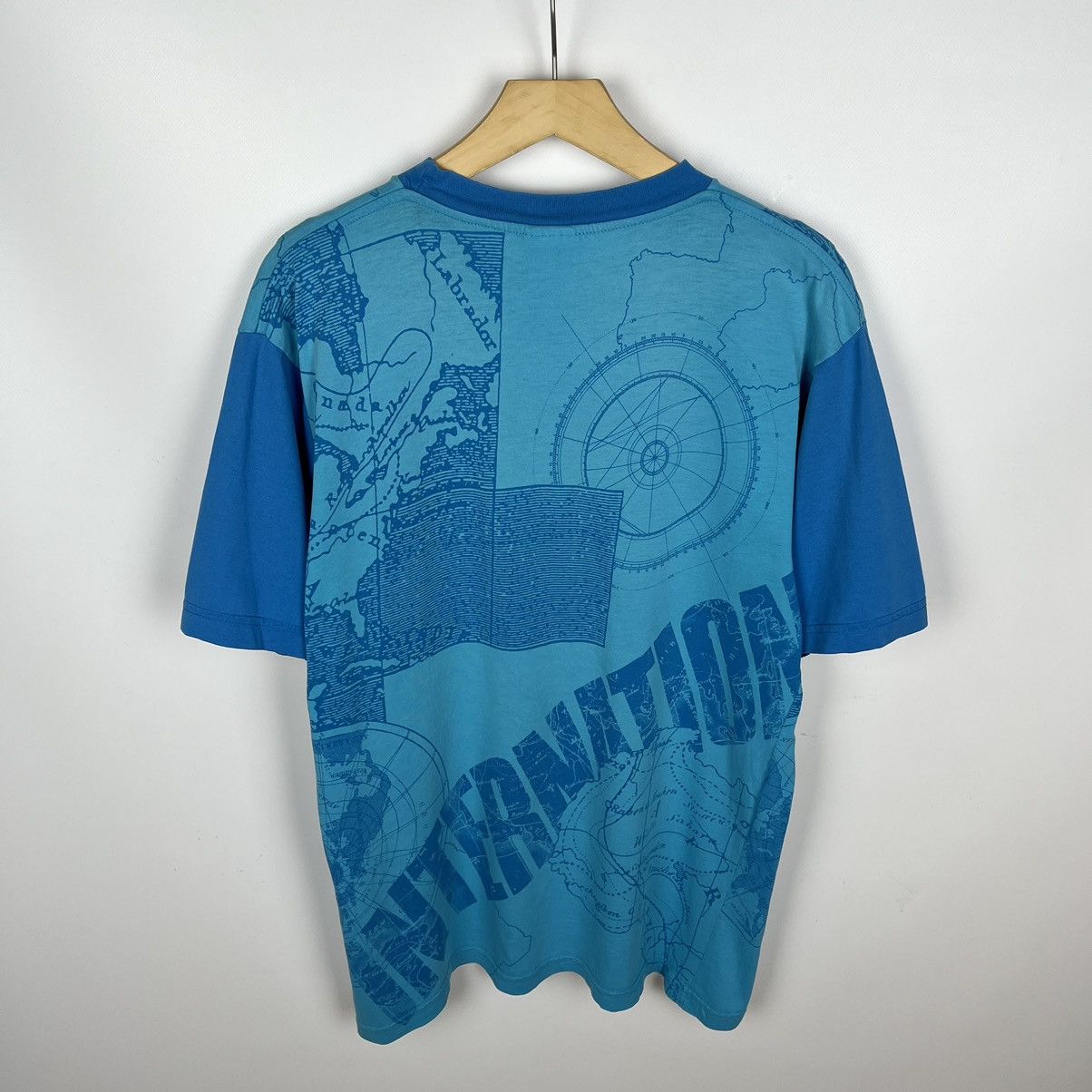 Nike Vintage Nike International y2k AOP rare tee 90’s Size US L / EU 52-54 / 3 - 13 Thumbnail