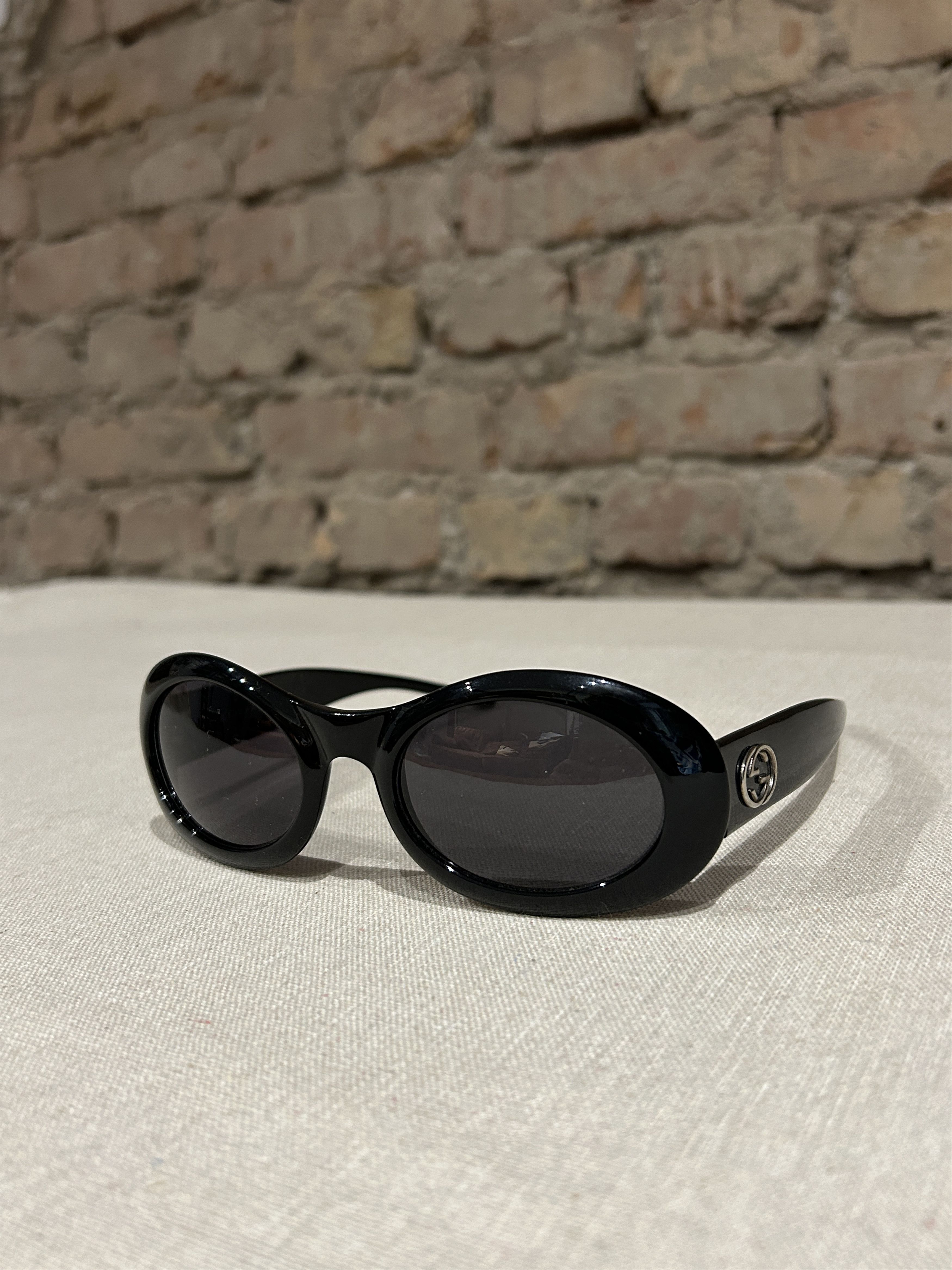 Gucci Gucci GG1157/N/S Sunglasses – Black Acetate Oval Frame | Grailed