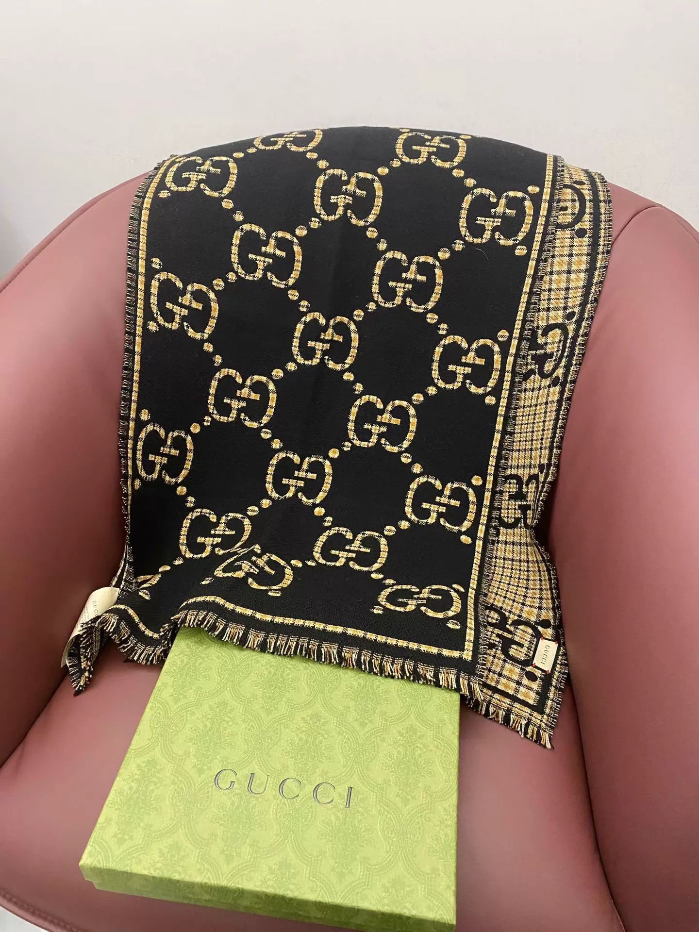 Gucci GUCCI GG Black Gold Check Wool Scarf Unused Size ONE SIZE - 5 Thumbnail