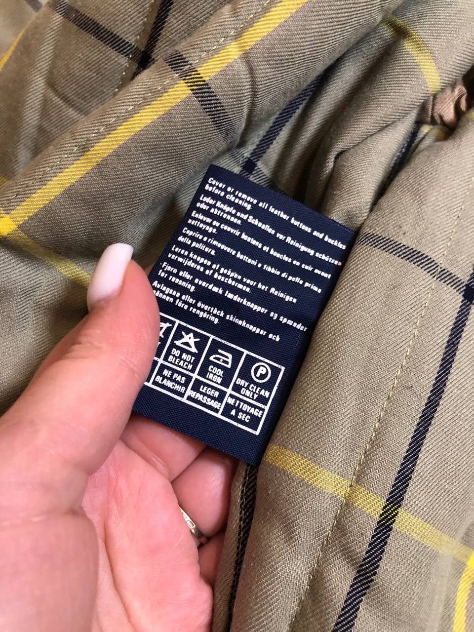Burberry MEN BURBERRYS QUILTED LINING HOODED BEIGE COAT Size US XL / EU 56 / 4 - 3 Thumbnail
