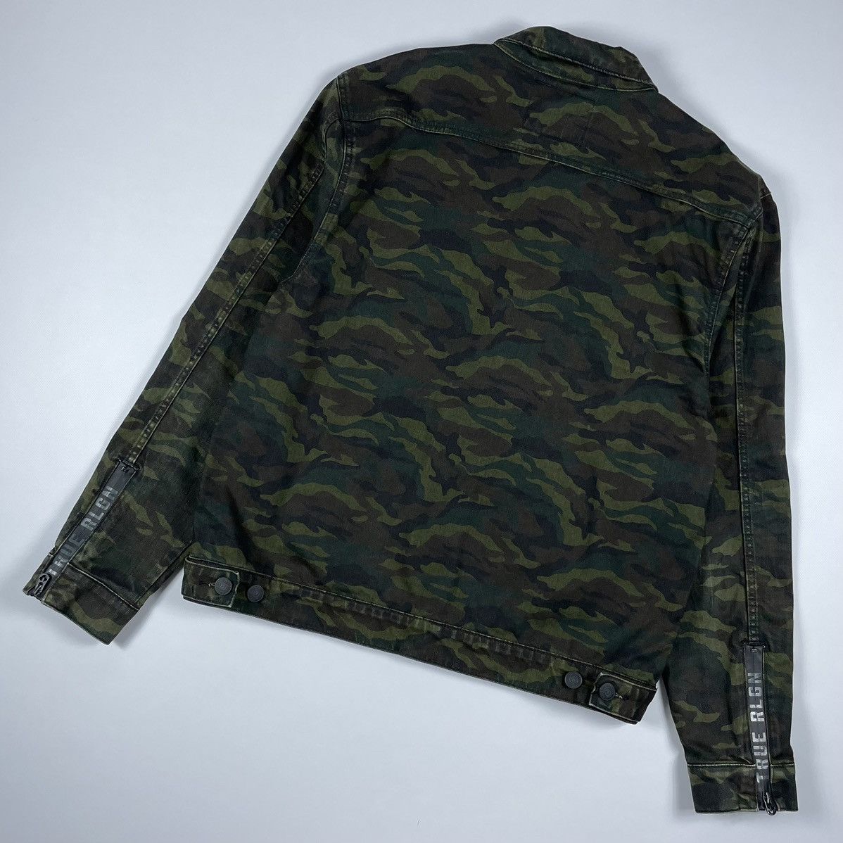 True Religion True Religion Camo Dylan Denim Jeans Jacket Size US XL / EU 56 / 4 - 14 Thumbnail