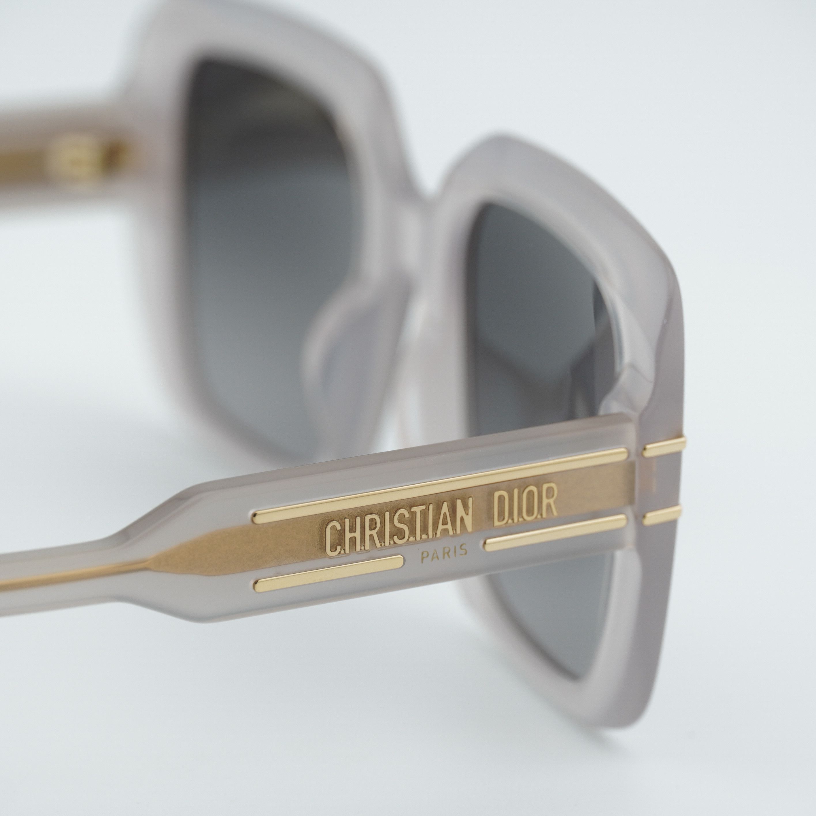 Dior Dior DIORSIGNATURE S11F 78A1 Sunglasses Brown Square Frame Size ONE SIZE - 5 Thumbnail