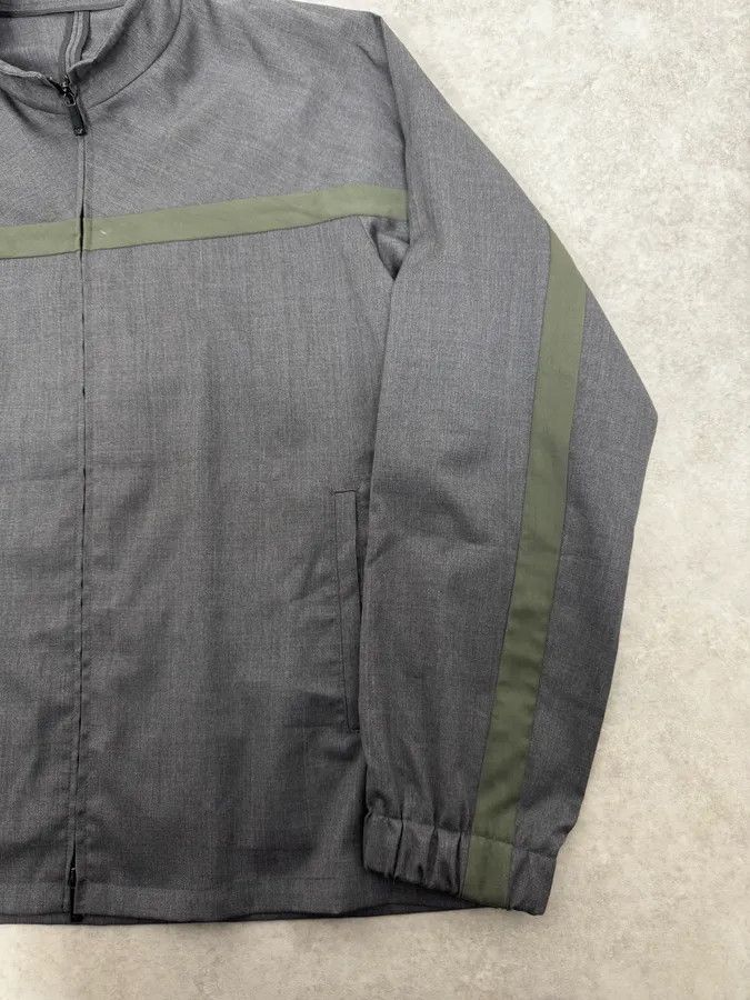 Emporio Armani 2010s Emporio Armani Grey & Olive Lined Cozy Zip-up Jacket Size US M / EU 48-50 / 2 - 9 Thumbnail