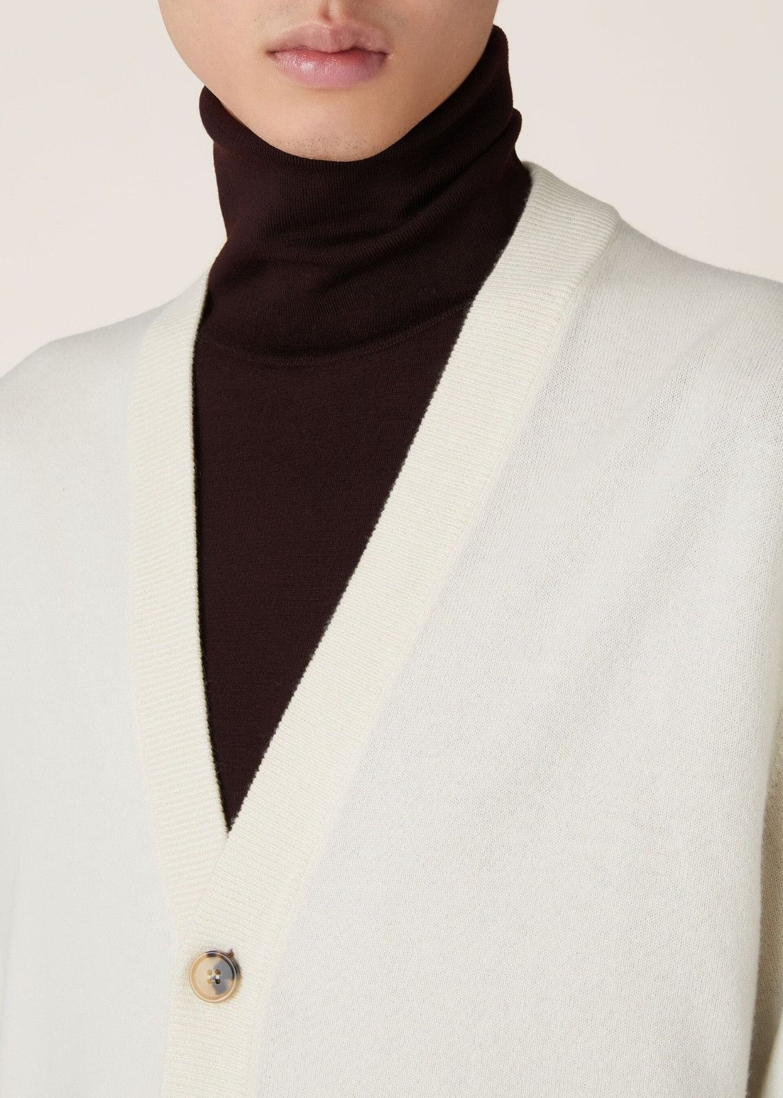 Loro Piana o1srvl11e1224 Baby Cashmere Cardigan in White Size US M / EU 48-50 / 2 - 3 Thumbnail