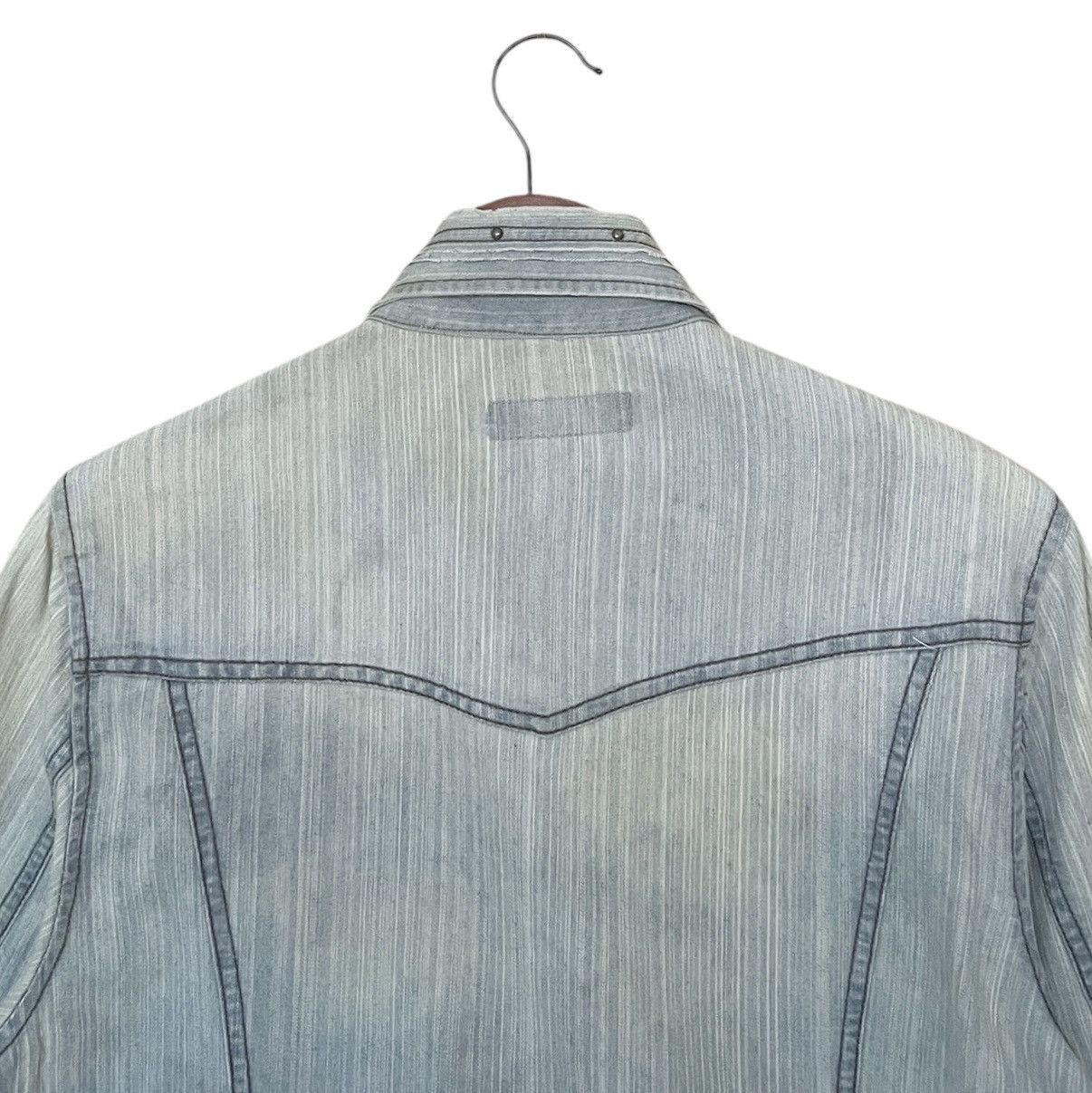 In The Attic × Japanese Brand Vintage Japanese Brand In the Attic Denim Shirt 2000s Size US M / EU 48-50 / 2 - 8 Thumbnail