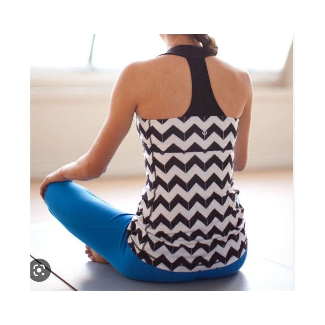 Lululemon LULULEMON Athletica Zigzag Arrow Chevron Polar Tank Top Sz 6 Size M / US 6-8 / IT 42-44 - 2 Thumbnail