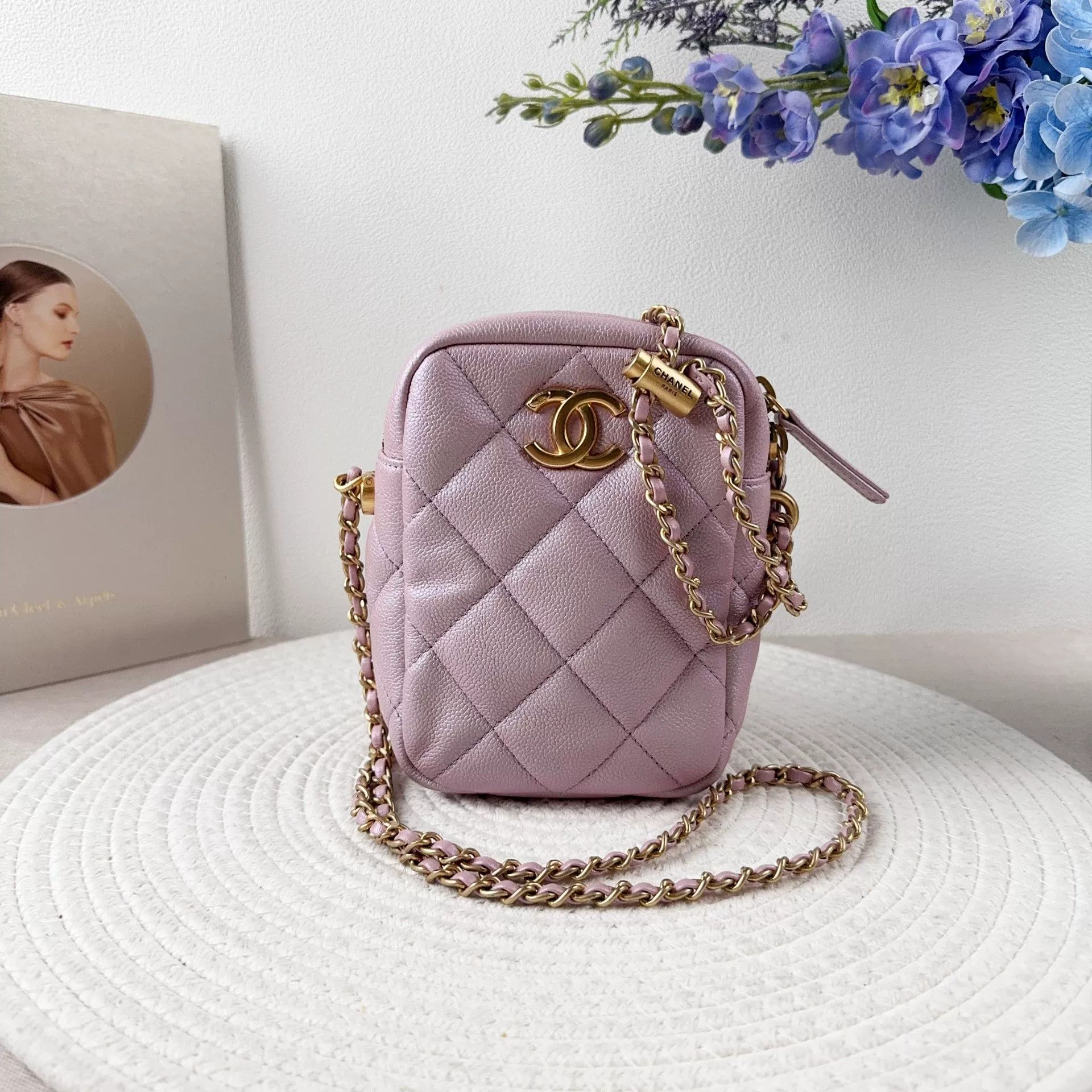 Chanel Pre-loved Bag Very good condition Size ONE SIZE - 1 Thumbnail