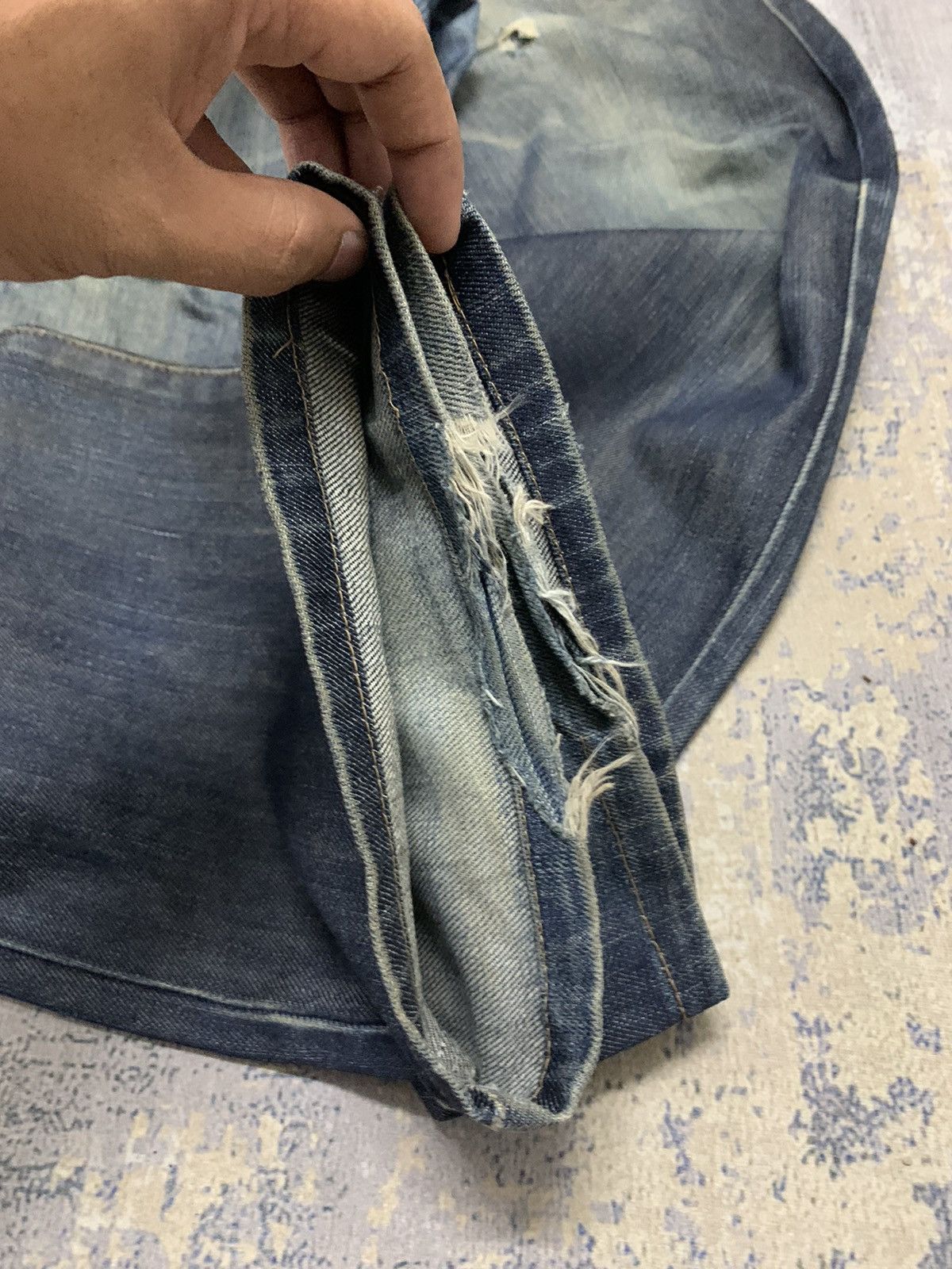 Japanese Brand Edwin 505 Distressed Mud Wash Denim Jeans Size US 37 - 7 Thumbnail