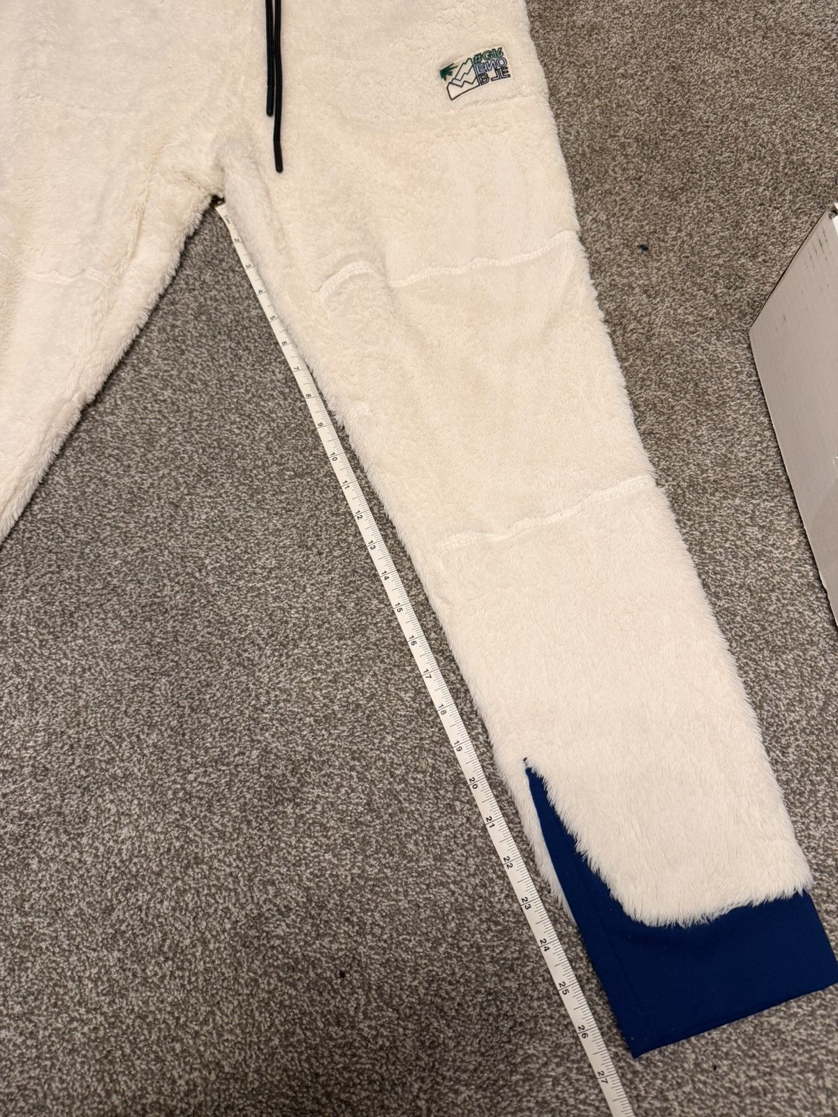 Moncler Moncler Grenoble Fur Sweatsuit White/Green/Blue Size US S / EU 44-46 / 1 - 13 Thumbnail