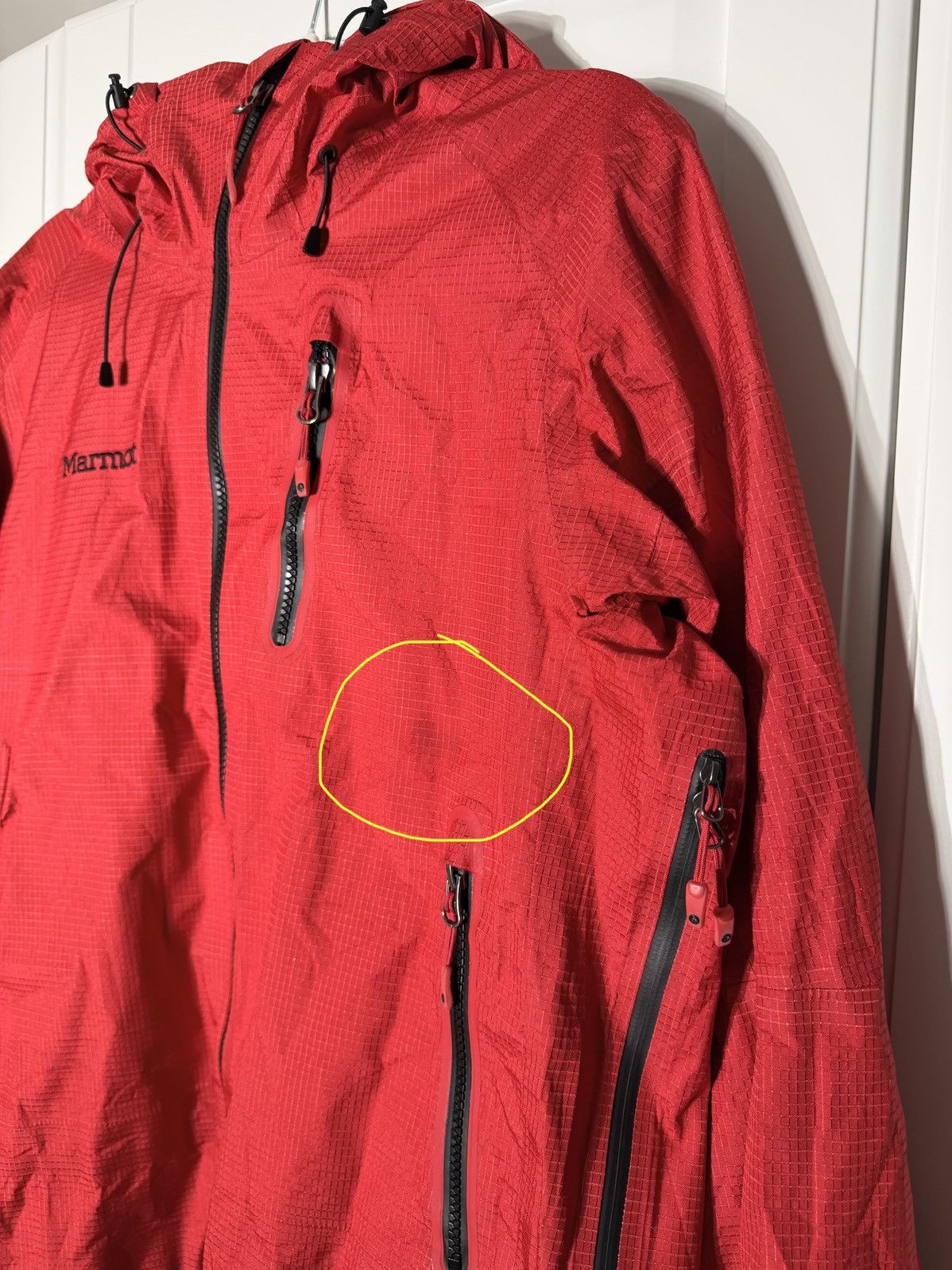 Marmot Marmot Red Rain Light Weight Men’s jacket Size M (fit for S) Size US S / EU 44-46 / 1 - 9 Thumbnail