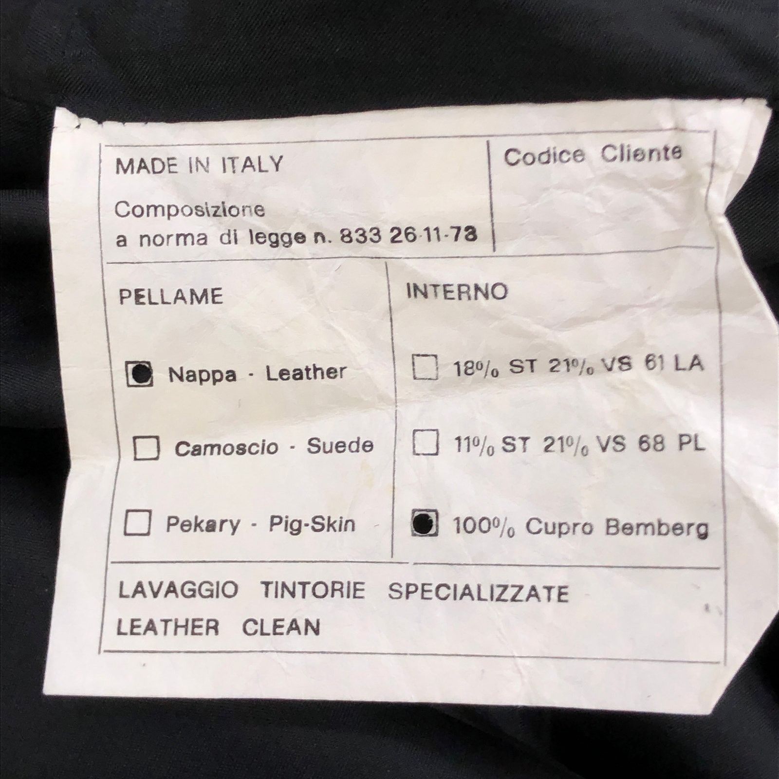 Fendi Fendissime Fendi Size 44 Skirt Leather Midi Pencil Vintage Size 28" / US 6 / IT 42 - 12 Thumbnail