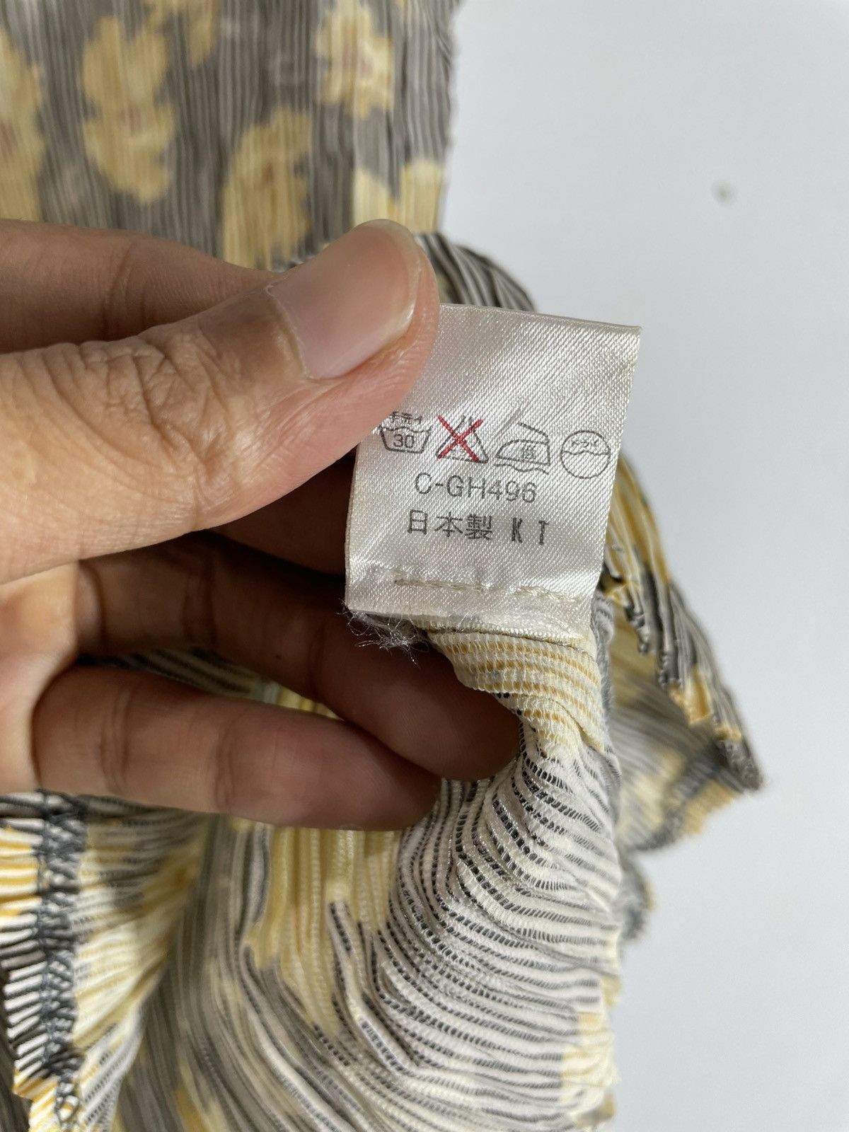 Issey Miyake Rave Wear Flower Abstract Pleated Shirt issey style Size US S / EU 44-46 / 1 - 5 Thumbnail