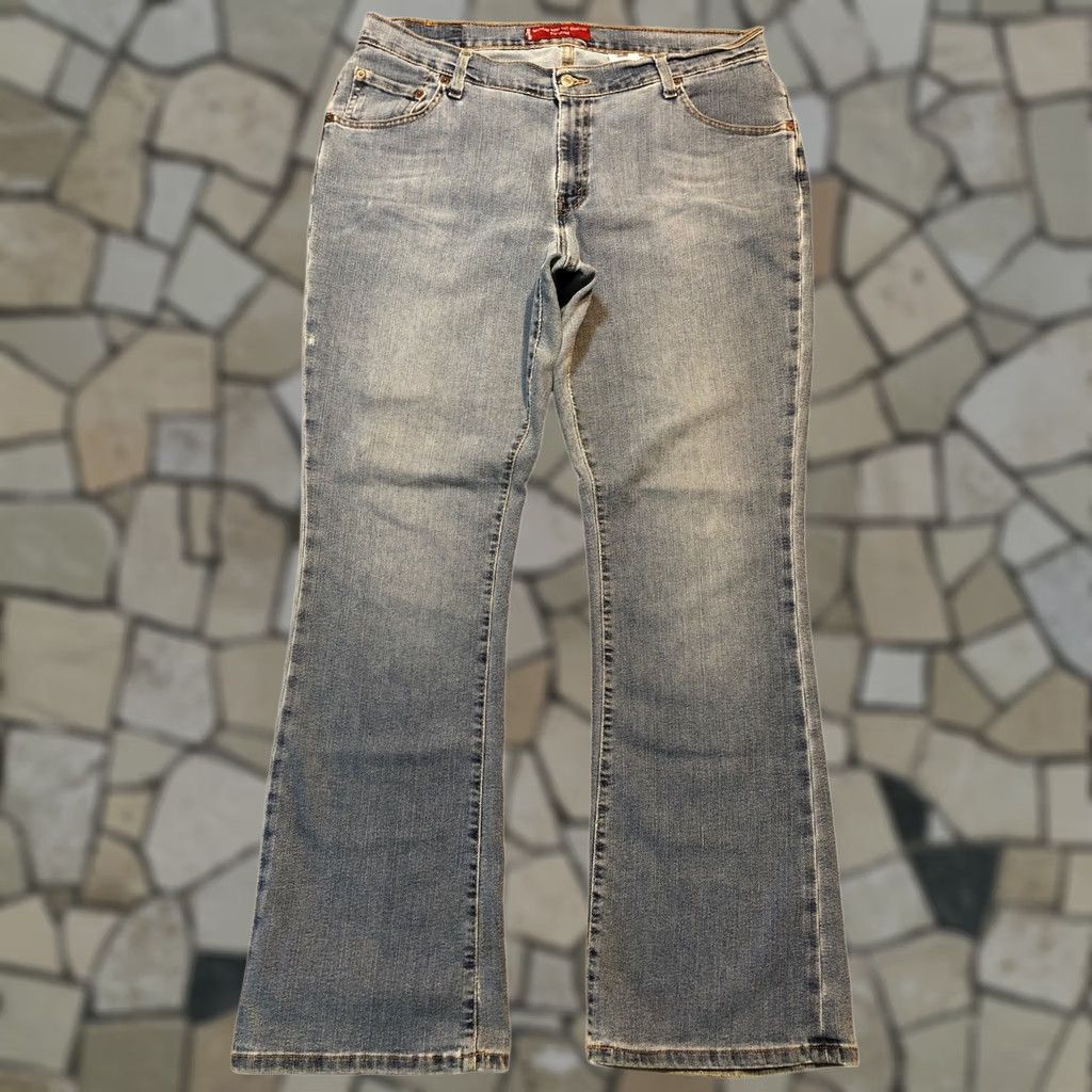 Levi's VINTAGE Levi's 515 Bootcut Jeans Womens 16W x 32 Inseam Blue USA Denim Western 80s 90s Size 38" / US 16 / IT 52 - 1 Thumbnail