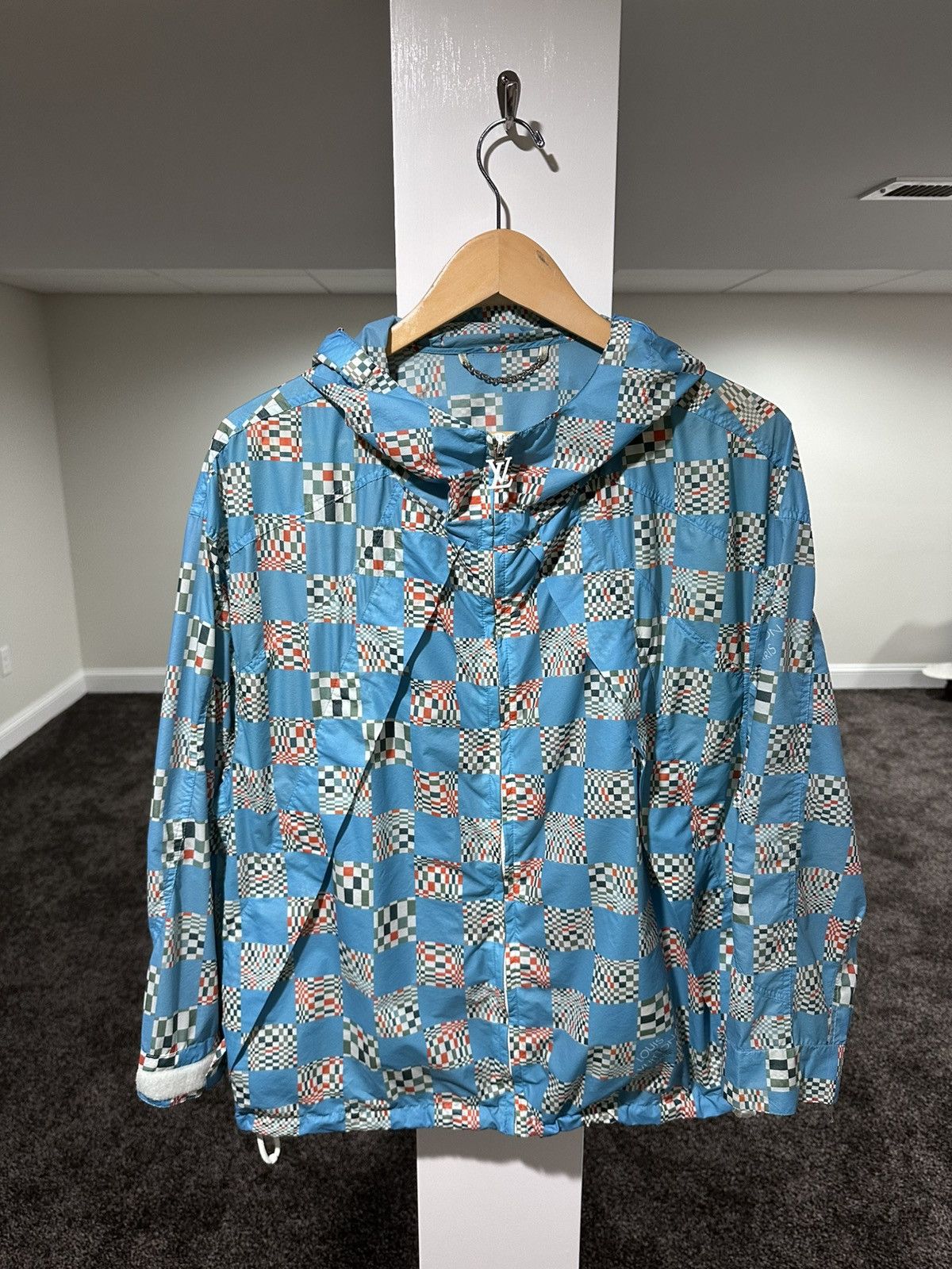 Louis Vuitton Louis Vuitton Distorted Damier Blue Nylon Windbreaker Jacket Size US S / EU 44-46 / 1 - 1 Thumbnail