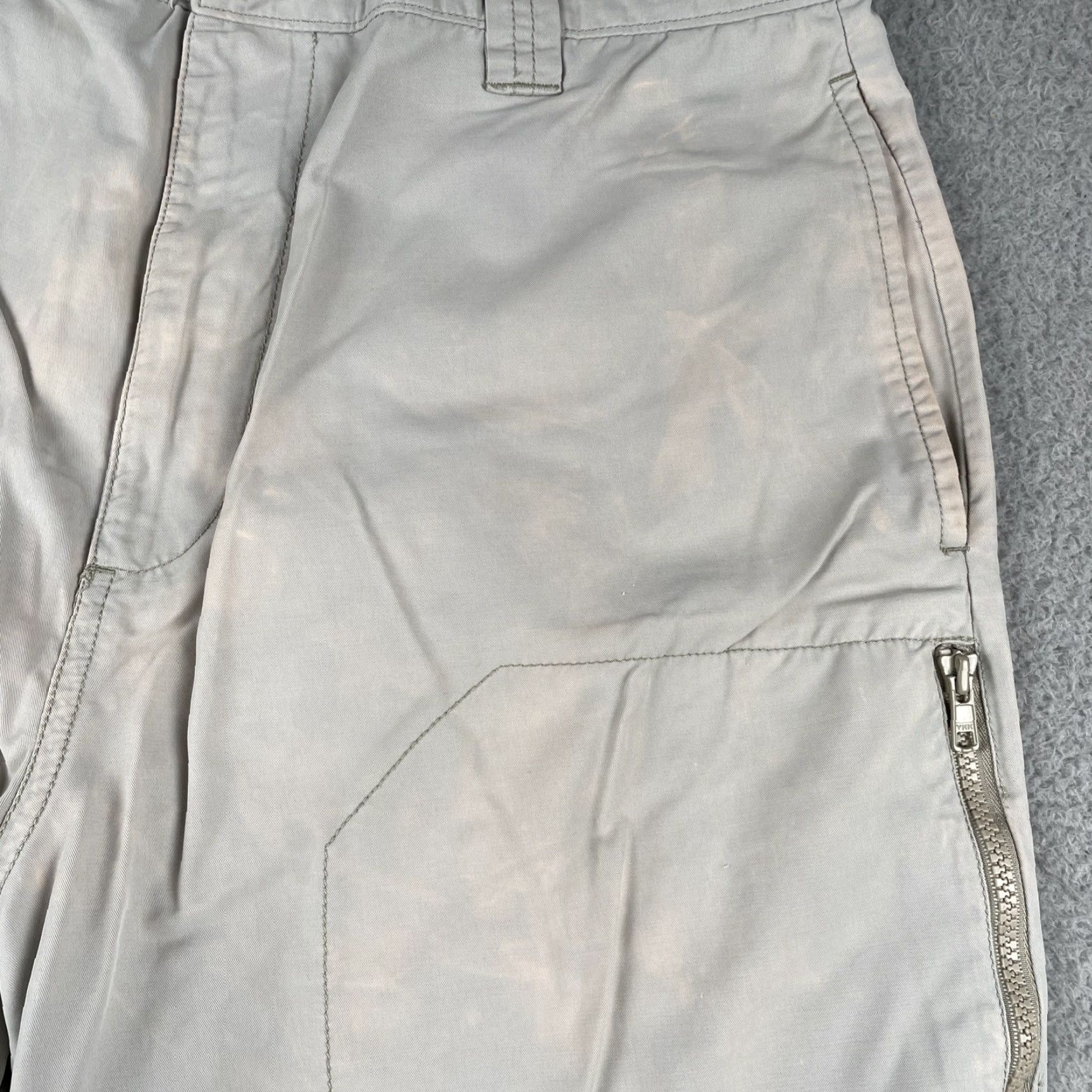 Vintage VINTAGE 90s Surfer Skater Cargo Pants Mens 32x30 Khaki Beige Bleach Stains Cotton Nylon Jeans Pants Size US 32 / EU 48 - 3 Thumbnail