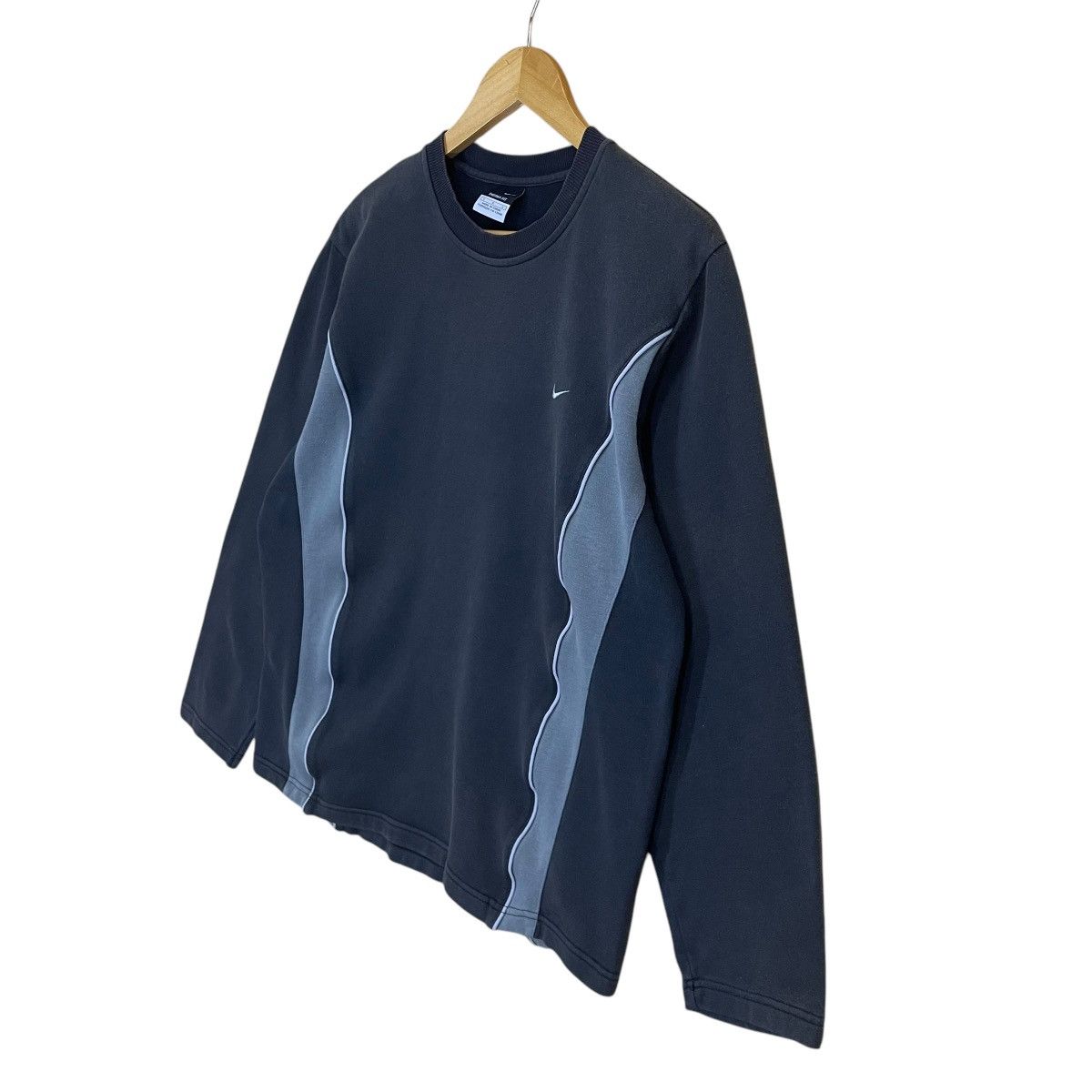 Japanese Brand × Nike Nike Small Logo Embroidered Crewneck Sweatshirt Size US M / EU 48-50 / 2 - 3 Thumbnail