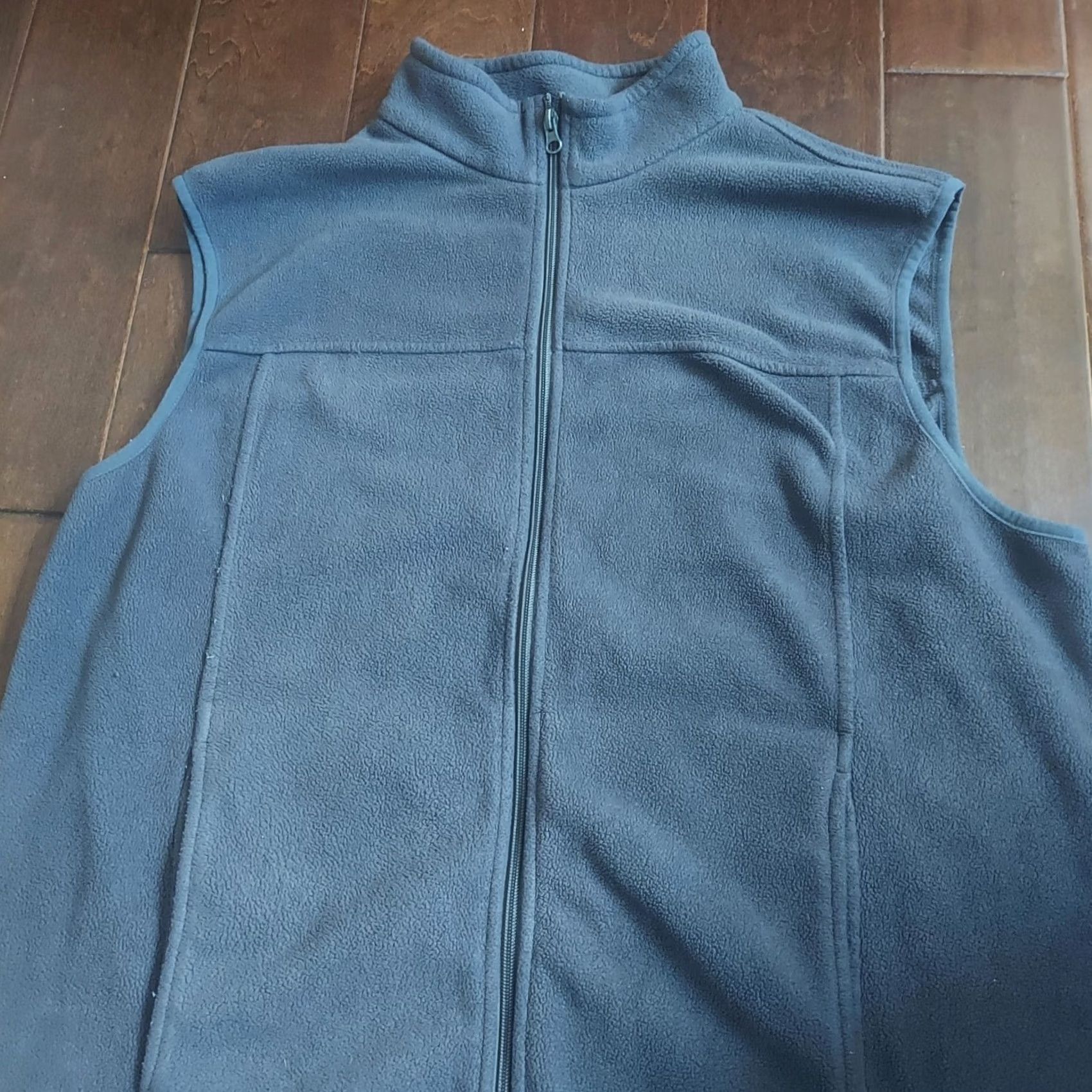 Bass Pro Shops Bass Pro Shops Vest Mens Sleeveless Gray Fleece Full Zip Front XL, Pockets, Thermal, Outdoor Fishing, Regular Fit, Polyester, China, Casual, Travel Size US XL / EU 56 / 4 - 4 Thumbnail