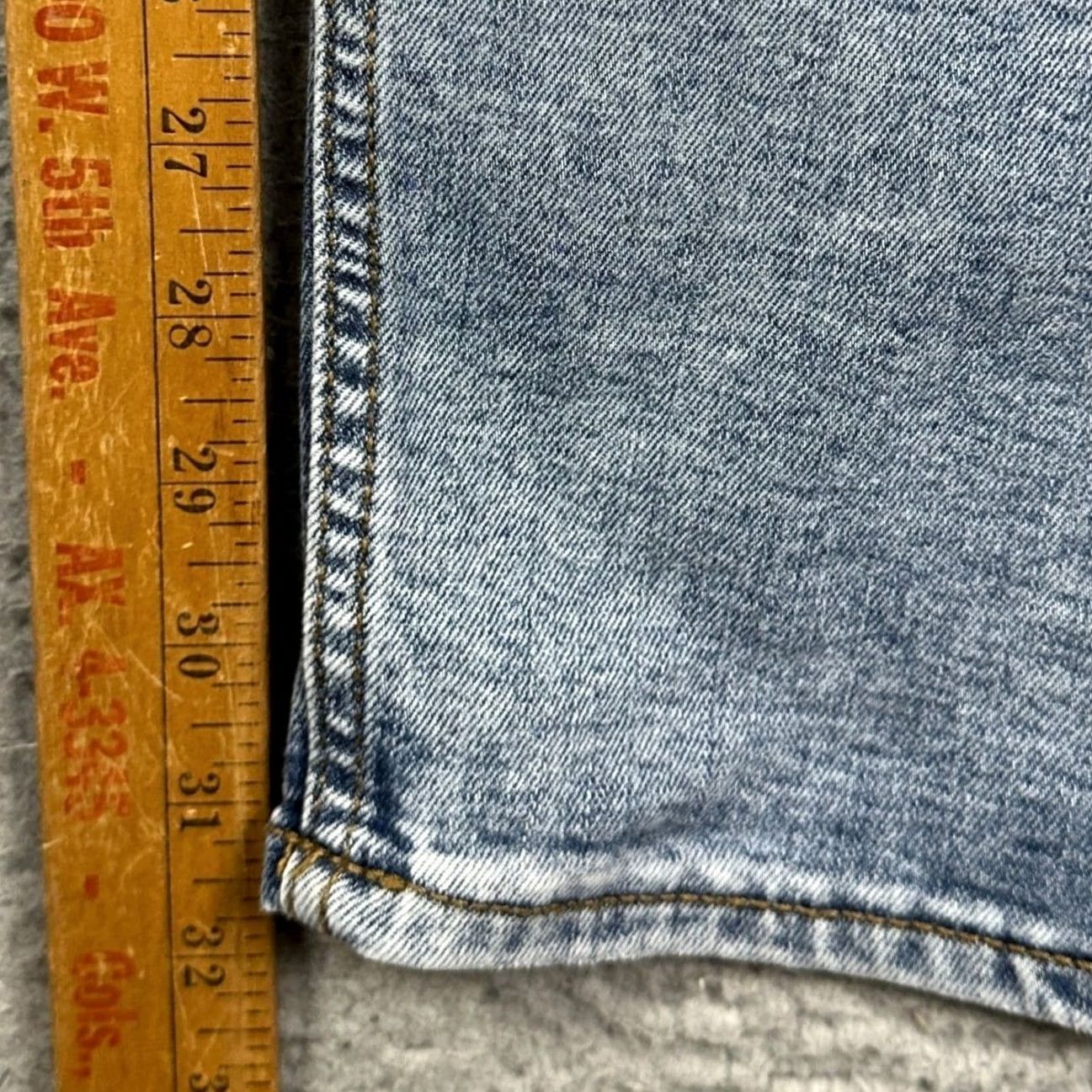 Banana Republic Banana Republic Travel Jean Slim Fit Mens 38X32 Blue Denim Stretch Acid Wash Five-Pocket Casual Everyday All Season Mens Size US 38 / EU 54 - 7 Thumbnail